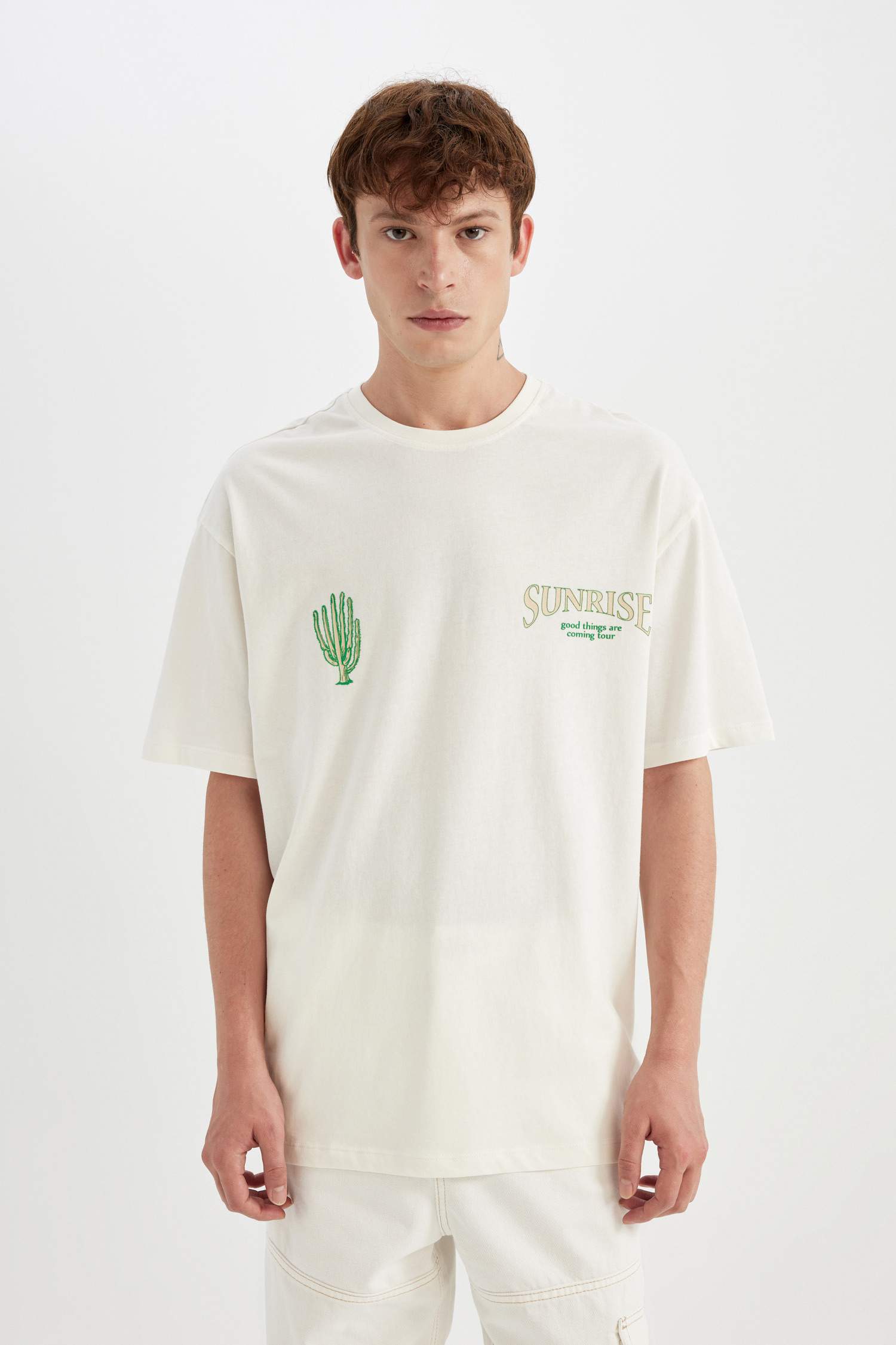 Comfort Fit Crew Neck Printed Short Sleeve T-Shirt