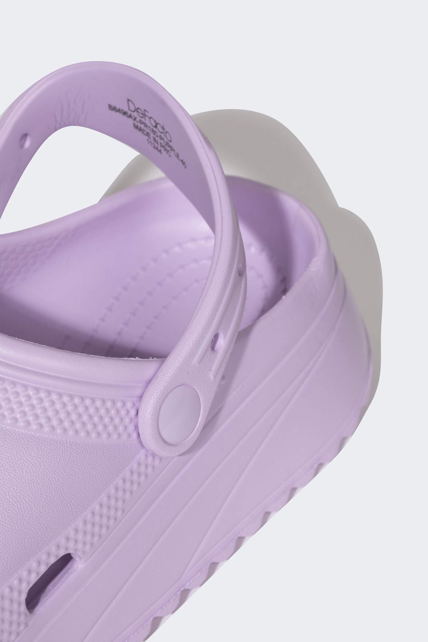 Сланцы на высокой подошве для женщин