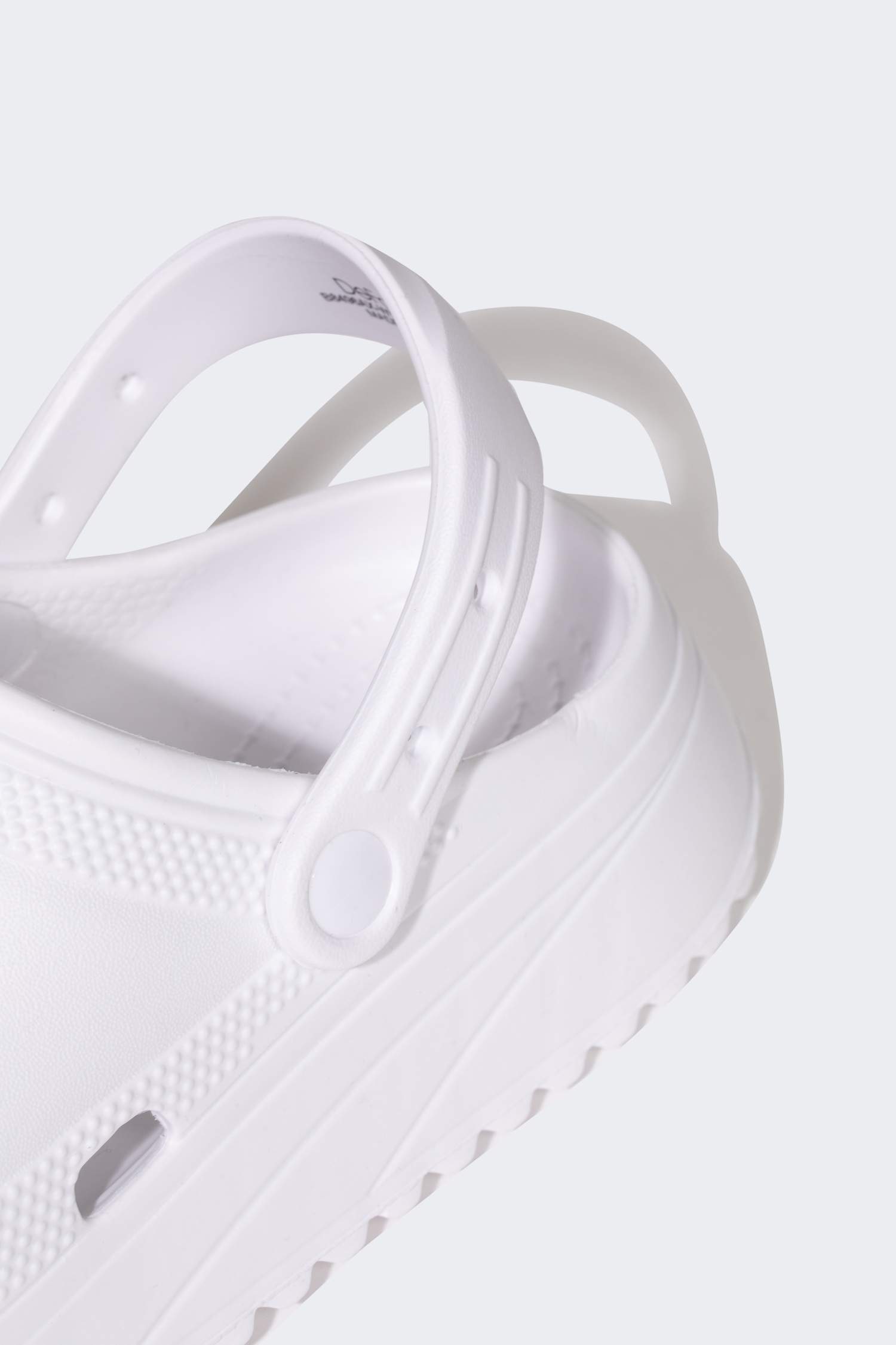 شبشب حريمي بكعب عالي