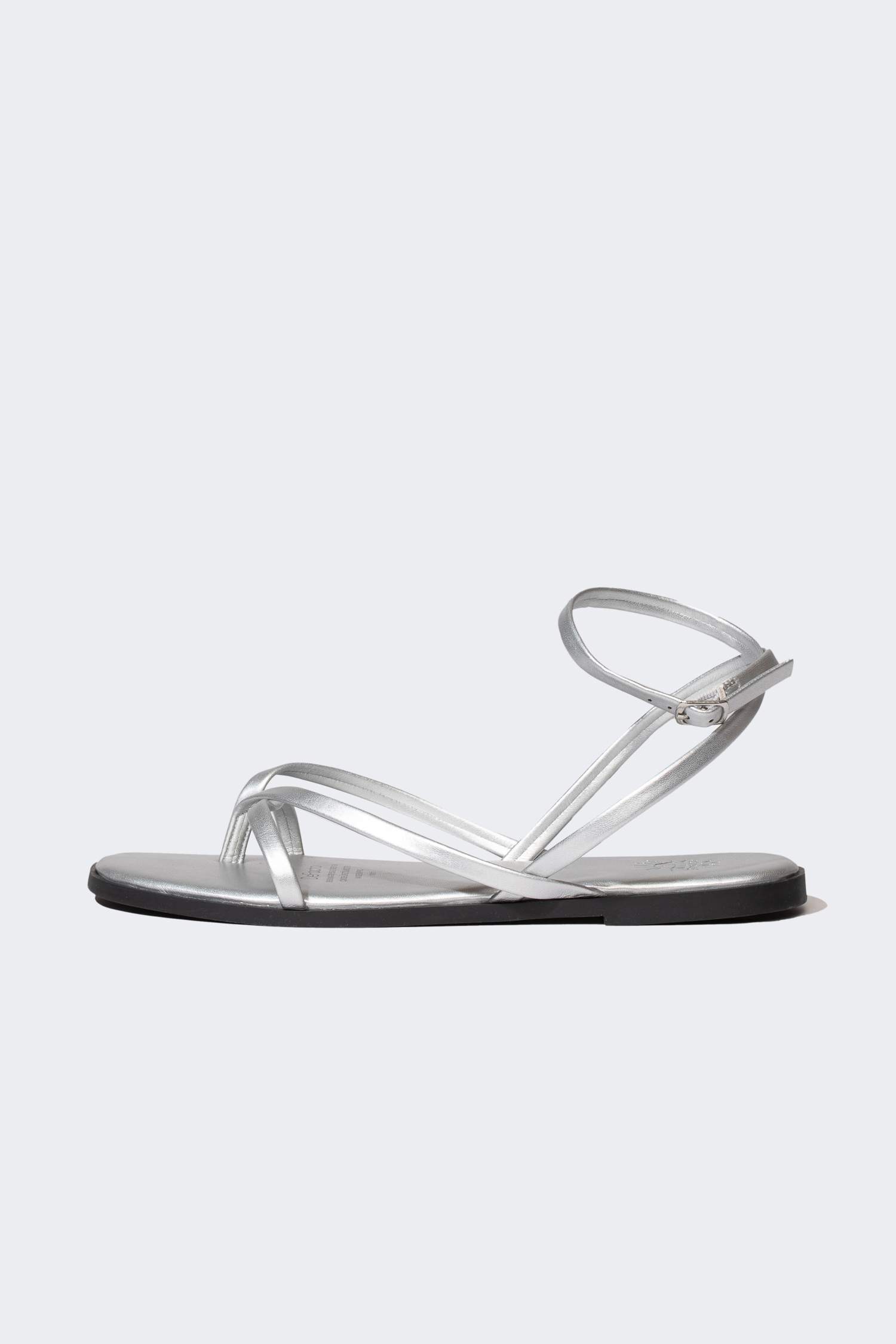 Woman Lace-Up Flat Sole Sandals