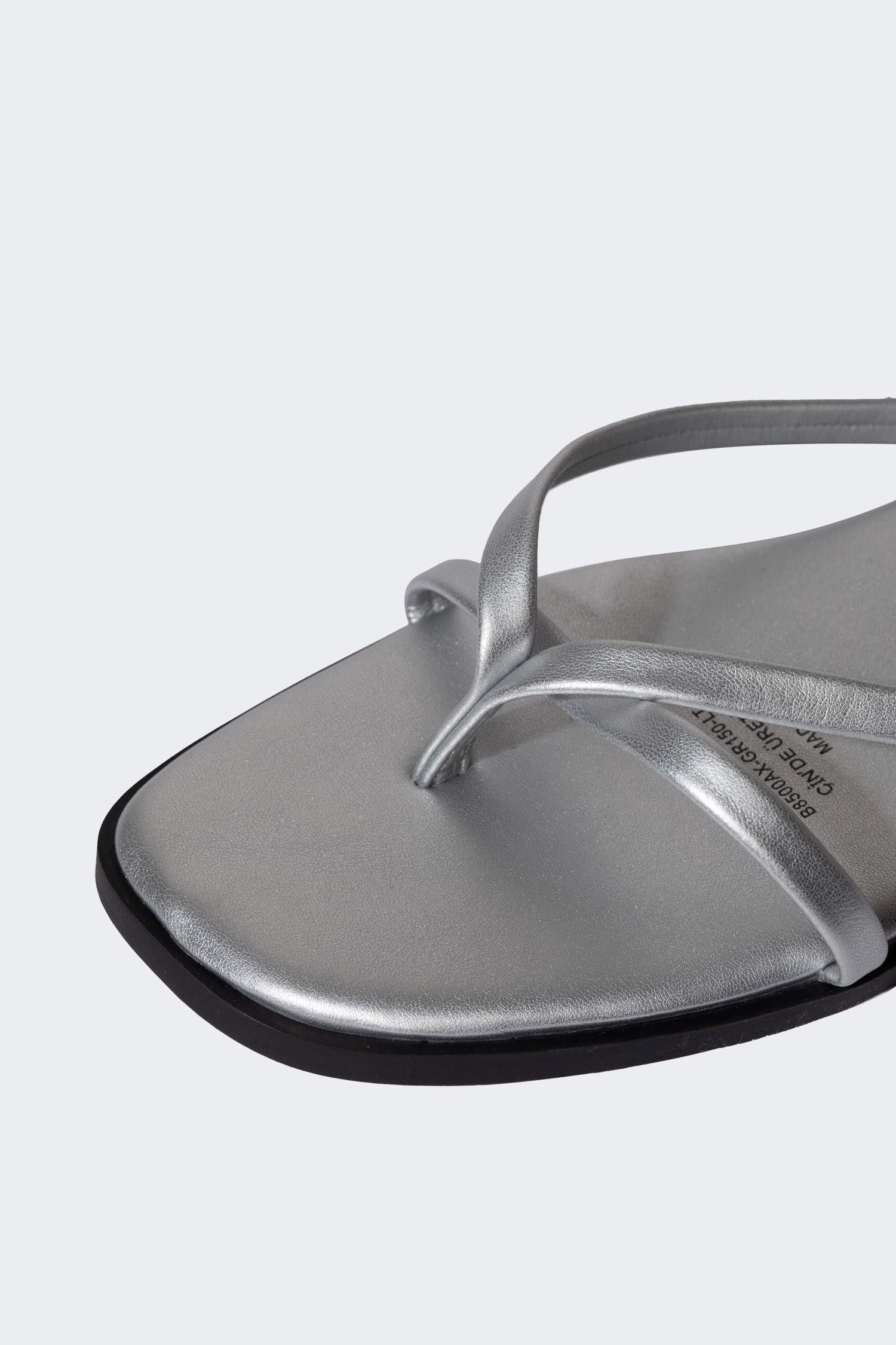 Woman Lace-Up Flat Sole Sandals