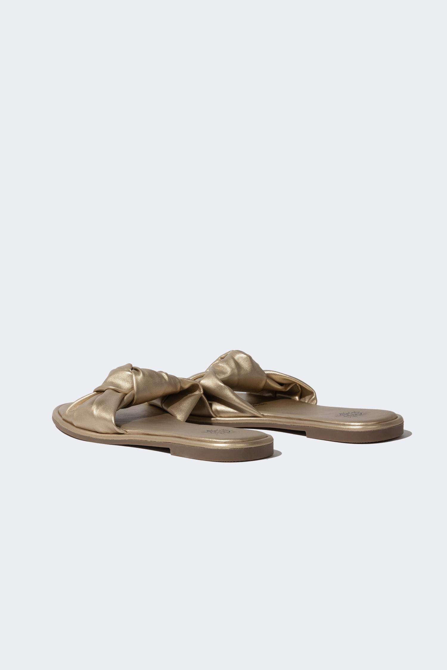 Woman Flat Sole Single Strap Faux Leather Slippers