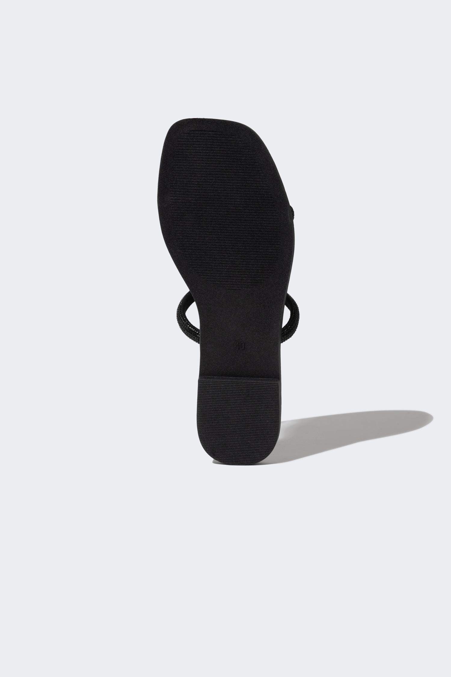 Woman Flat Sole Double Banded Faux Leather Slippers