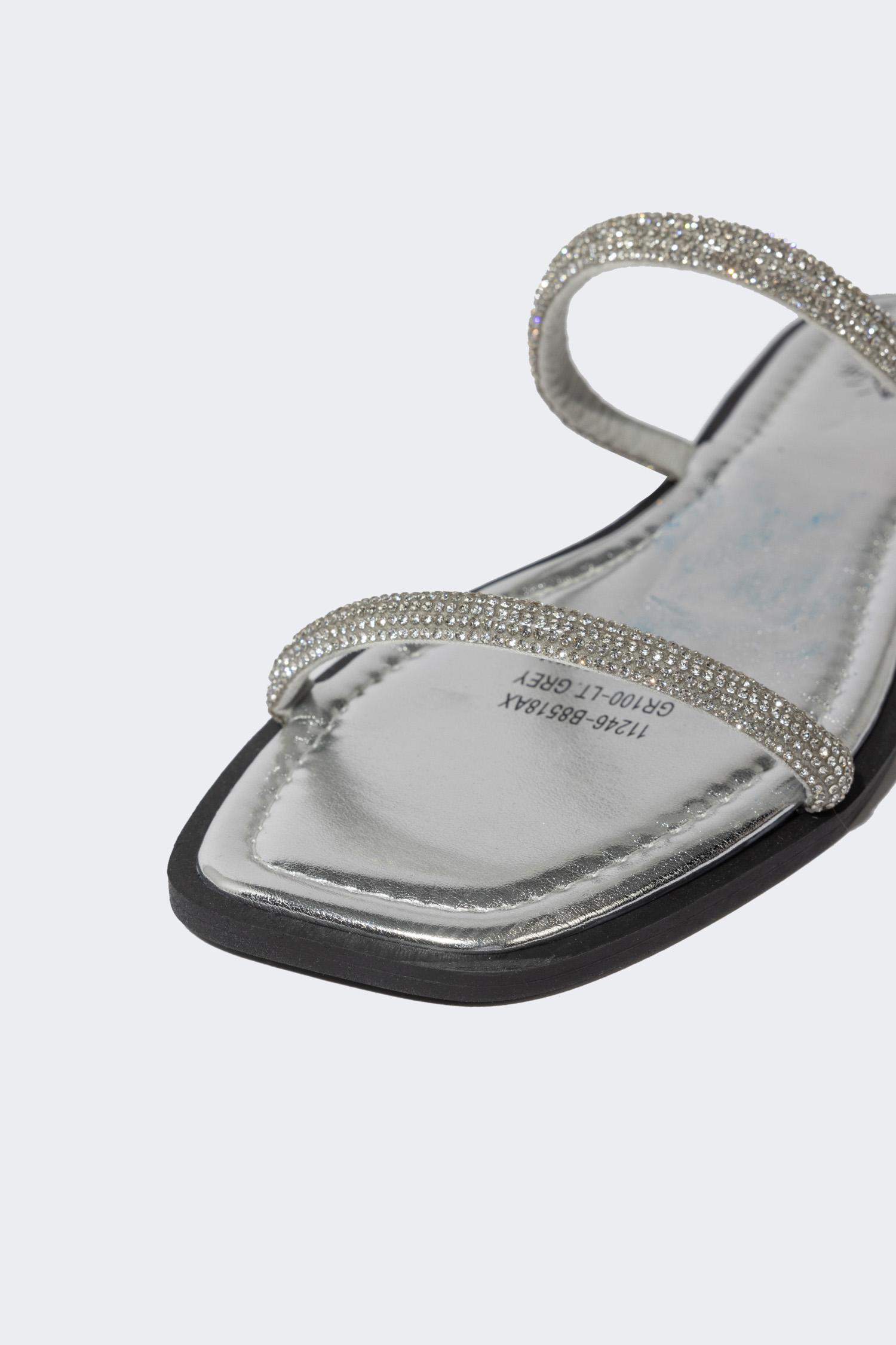 شبشب حريمي جلد صناعي بكعب مسطح