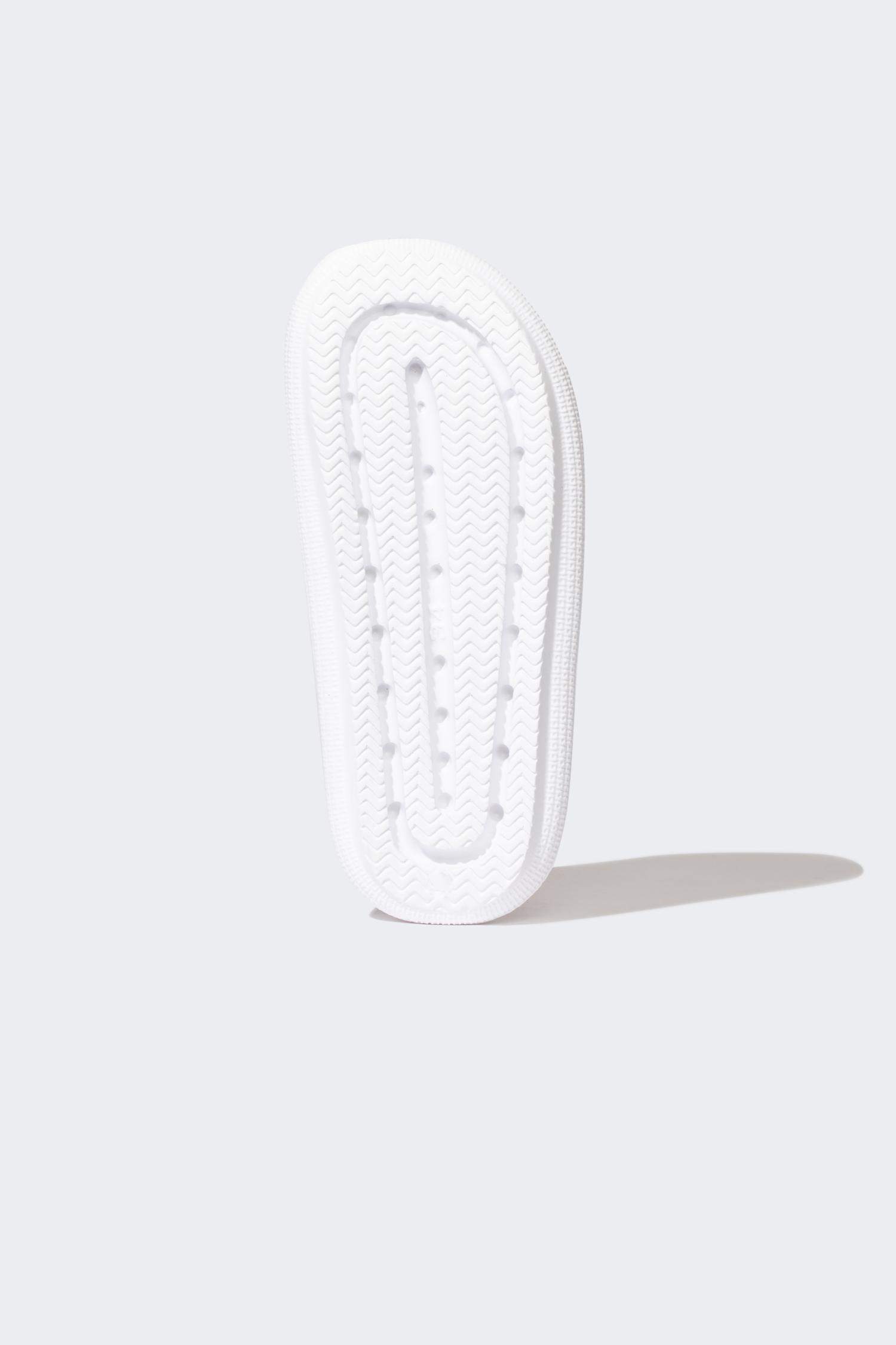 Сланцы с высокой подошвой для мальчиков