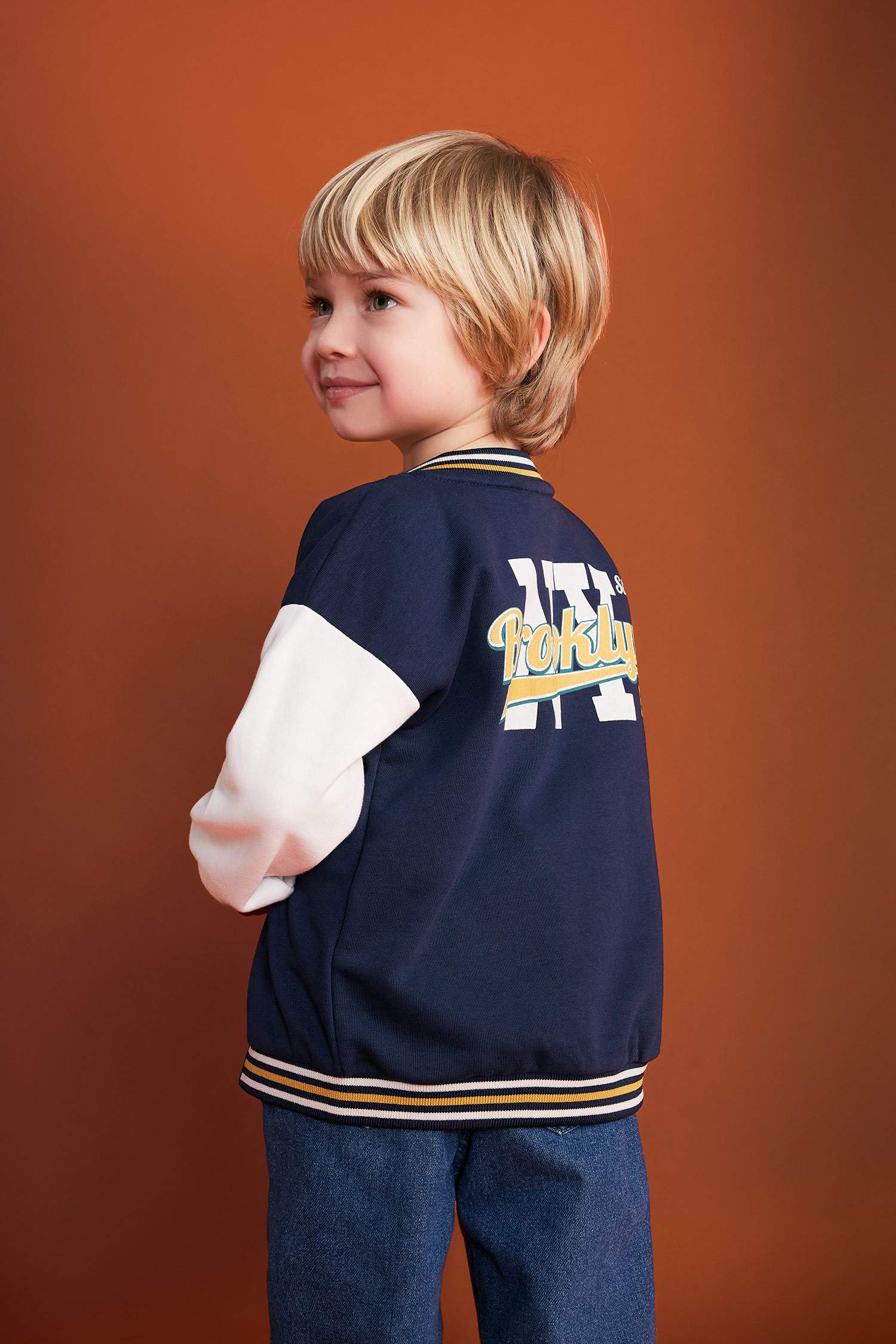 كارديجان بيبي اولادي قصة عادية بياقة مستديرة