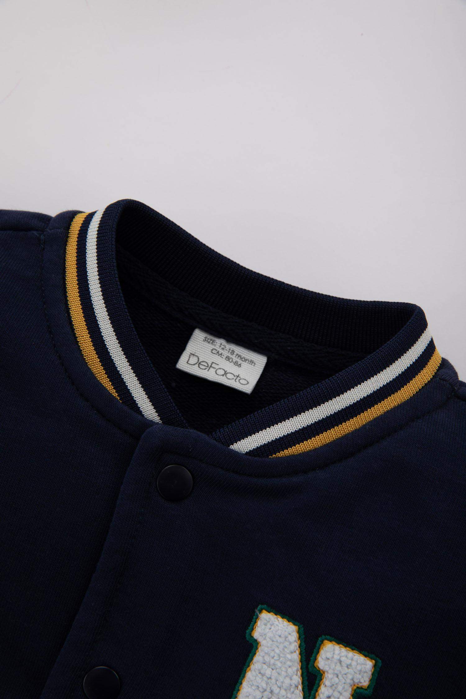 كارديجان بيبي اولادي قصة عادية بياقة مستديرة