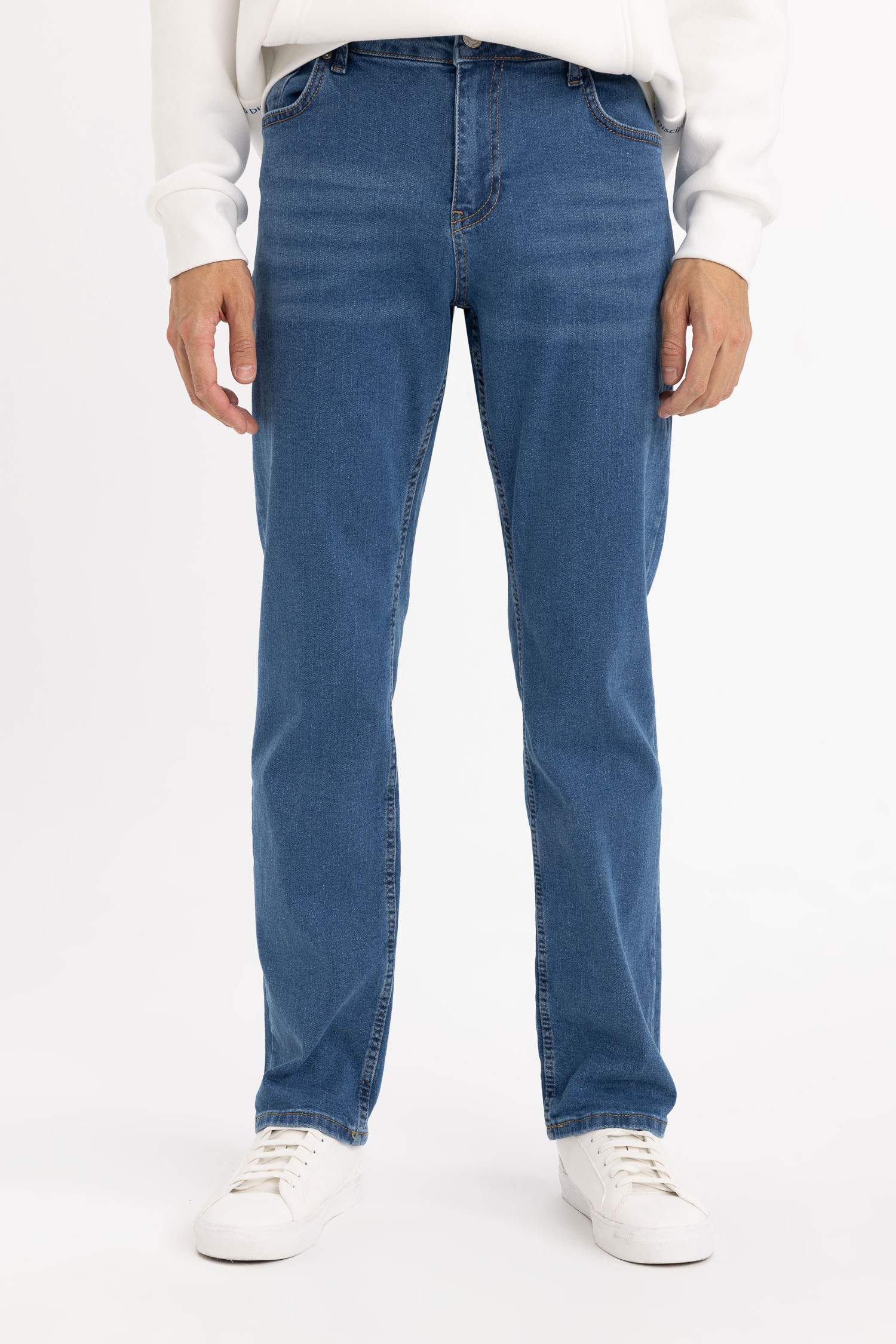 Sergio Regular Fit Normal Waist Straight Leg Jeans