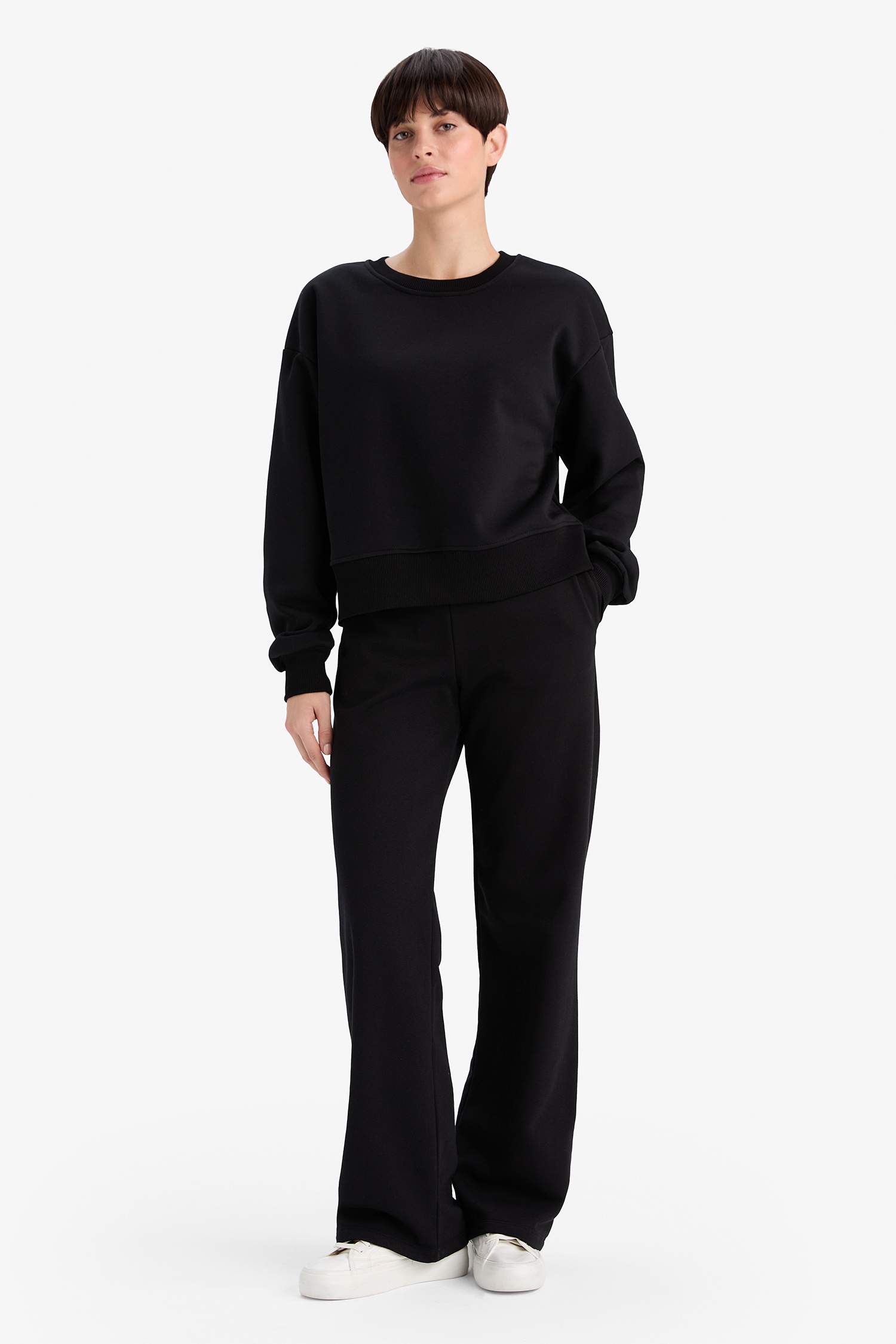 Boxy Fit Bisiklet Yaka Basic Düz Sweatshirt