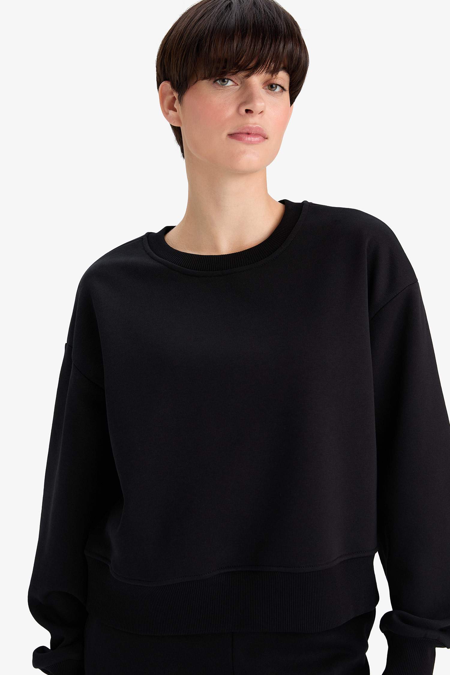 Boxy Fit Bisiklet Yaka Basic Düz Sweatshirt