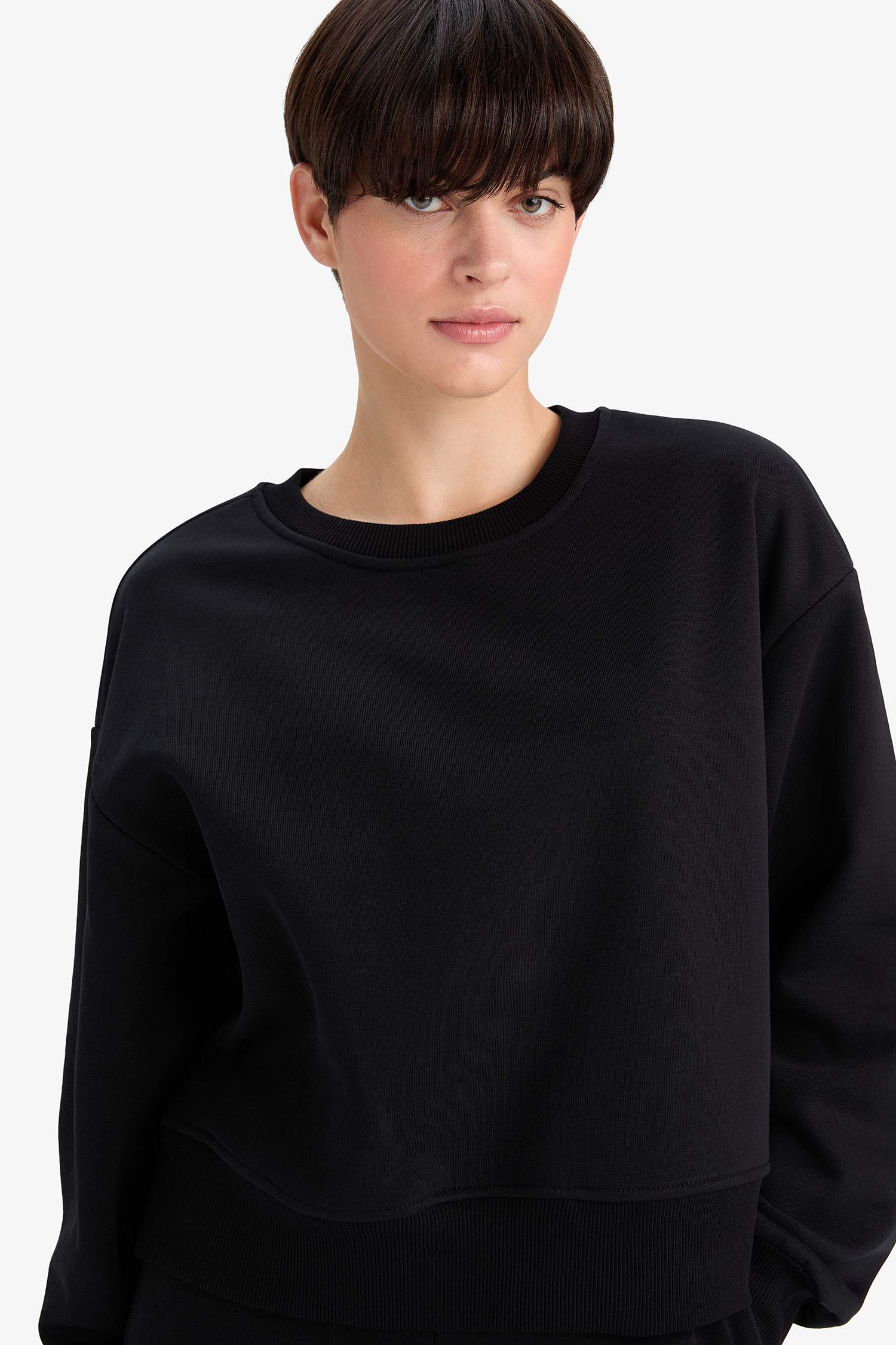 Boxy Fit Bisiklet Yaka Basic Düz Sweatshirt
