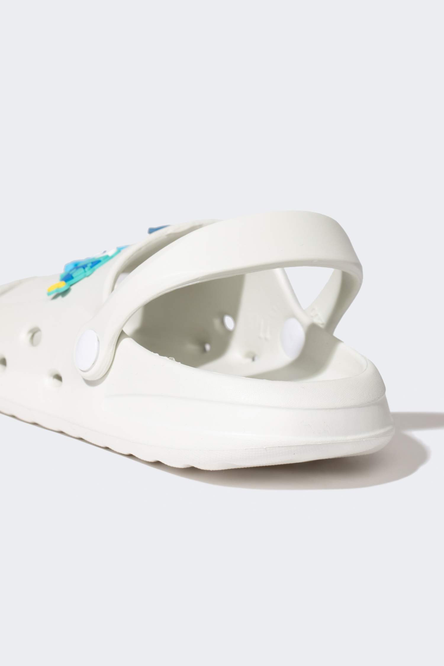 شبشب بكعب عالي