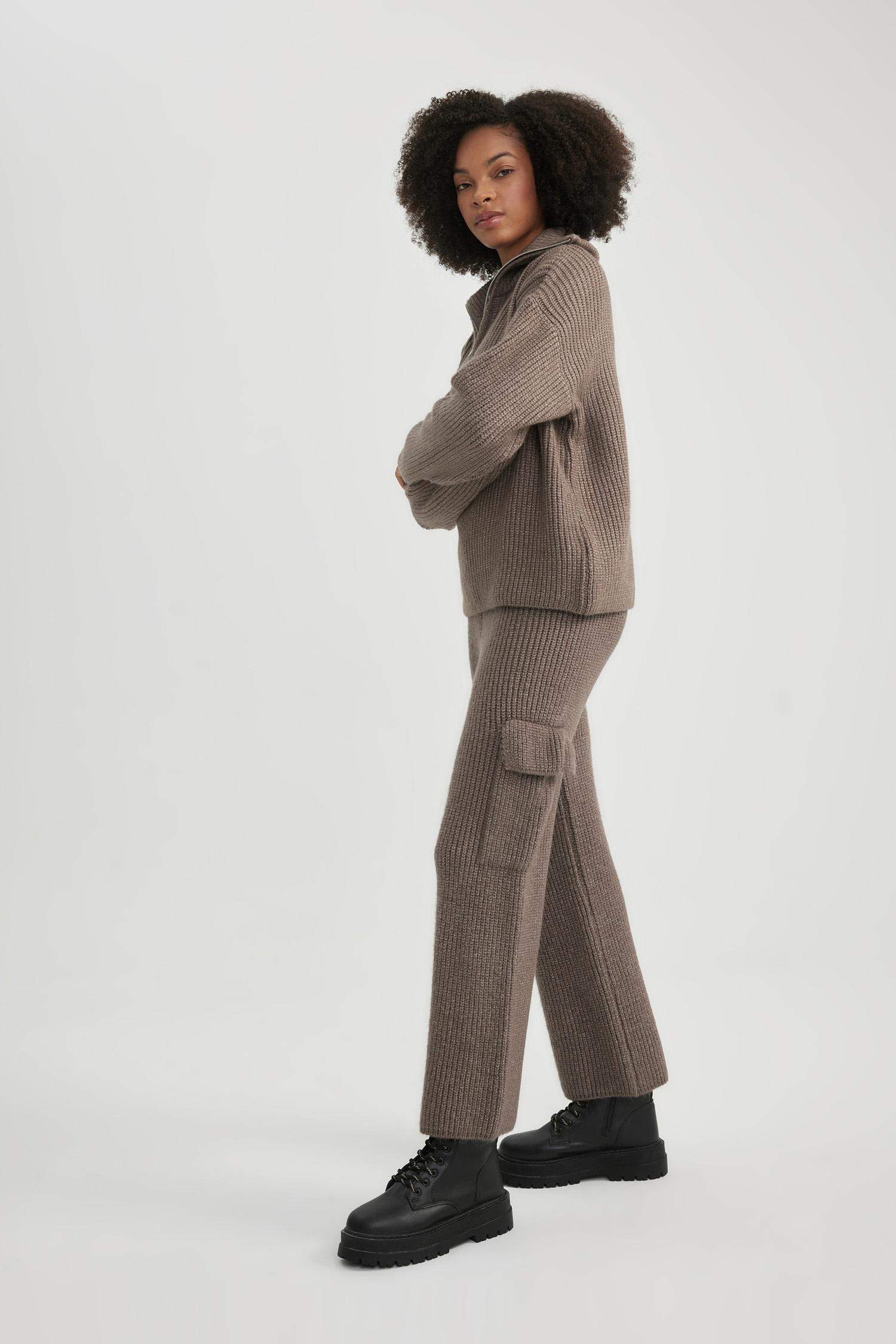 Wide Leg Cargo Pocket Knitwear Trousers