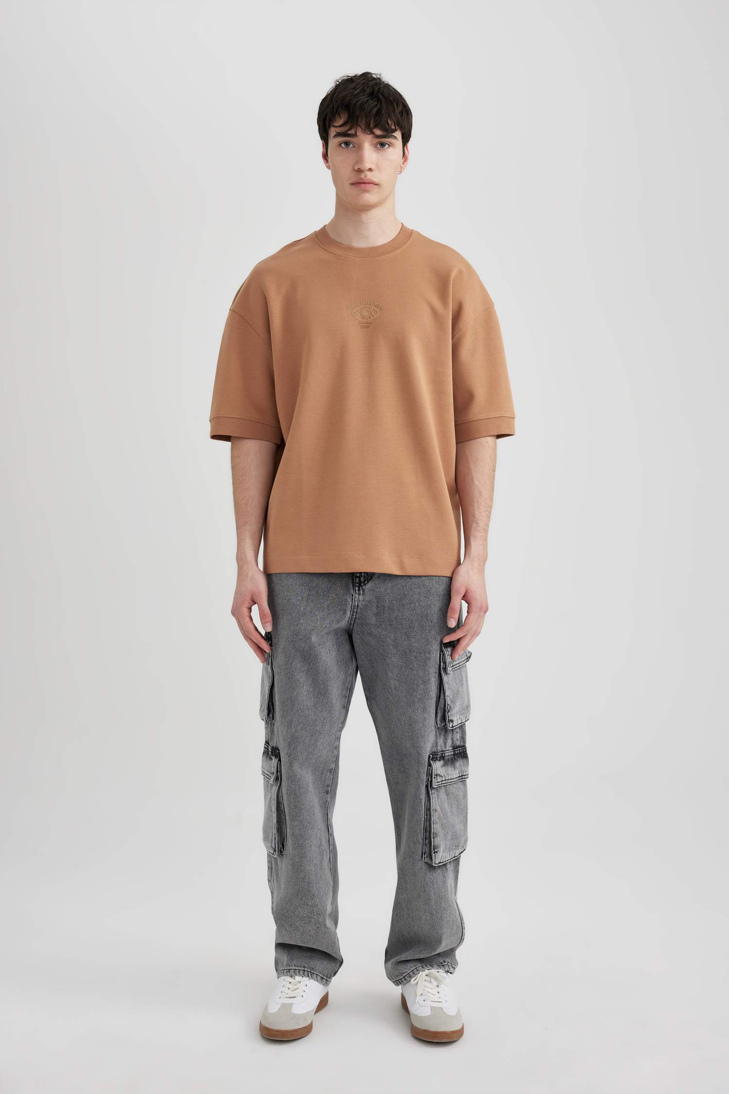 Loose Fit Crew Neck Printed Short Sleeve T-Shirt