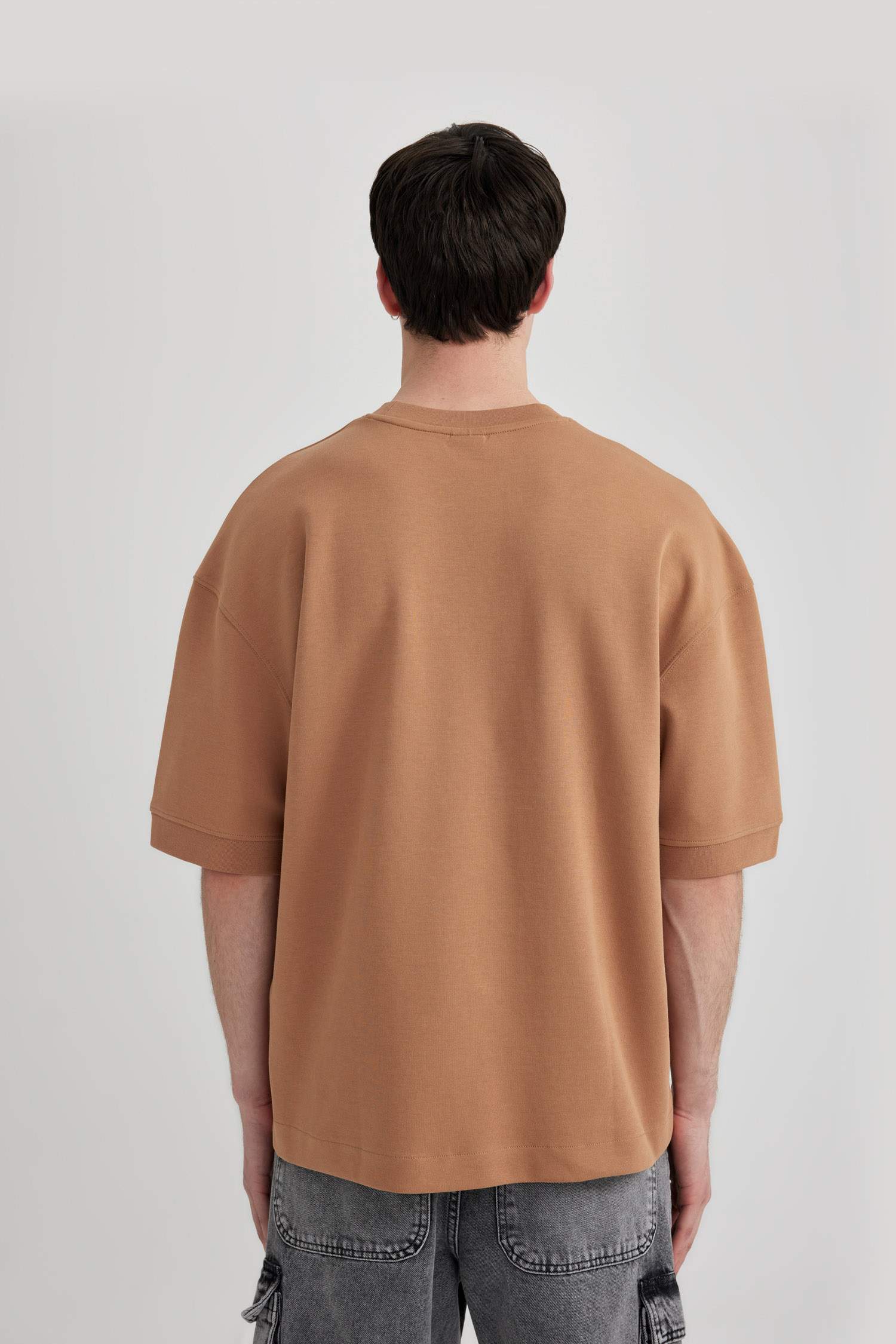 Loose Fit Crew Neck Printed Short Sleeve T-Shirt