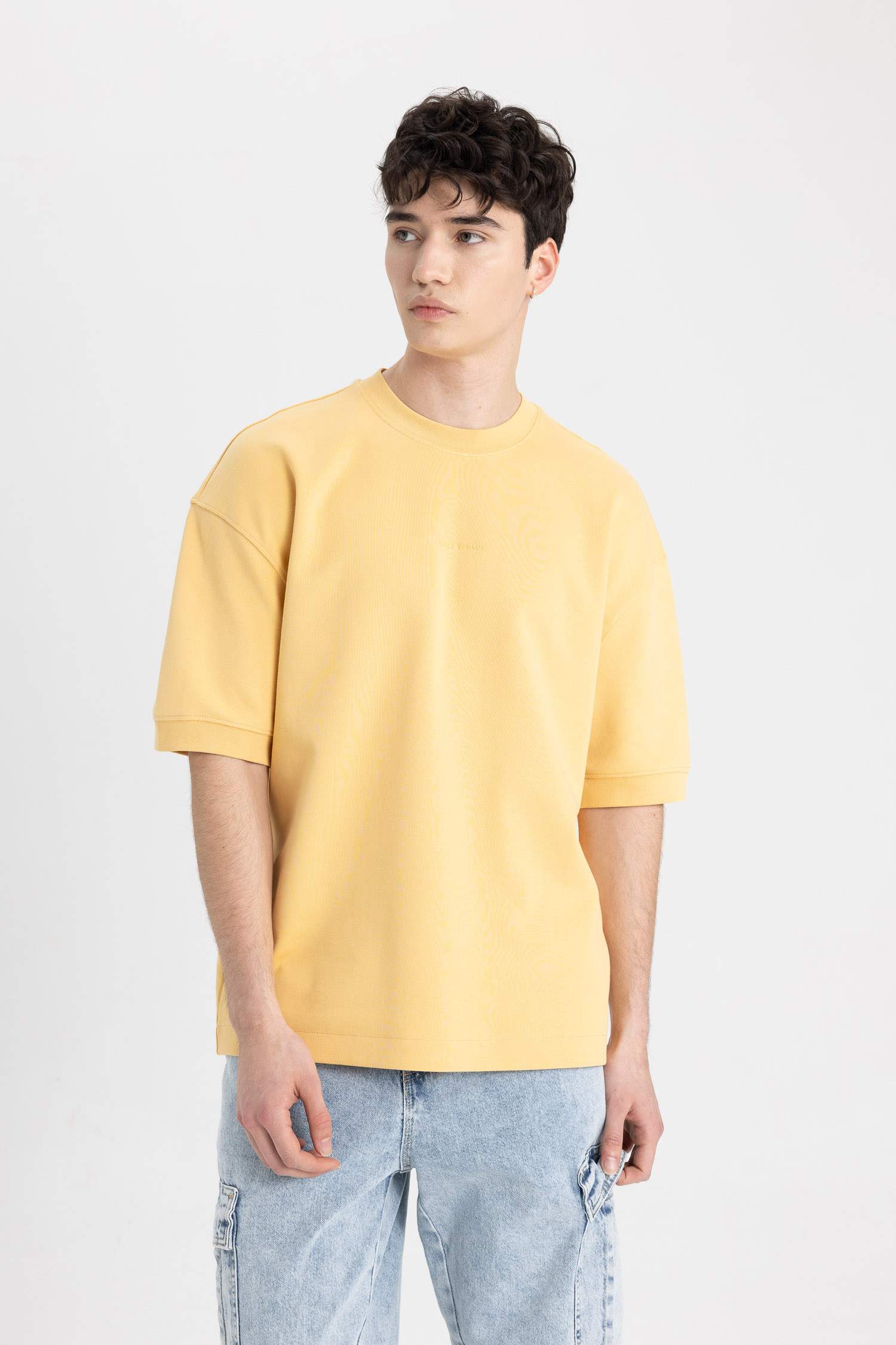 Loose Fit Crew Neck Printed Heavy Fabric T-Shirt