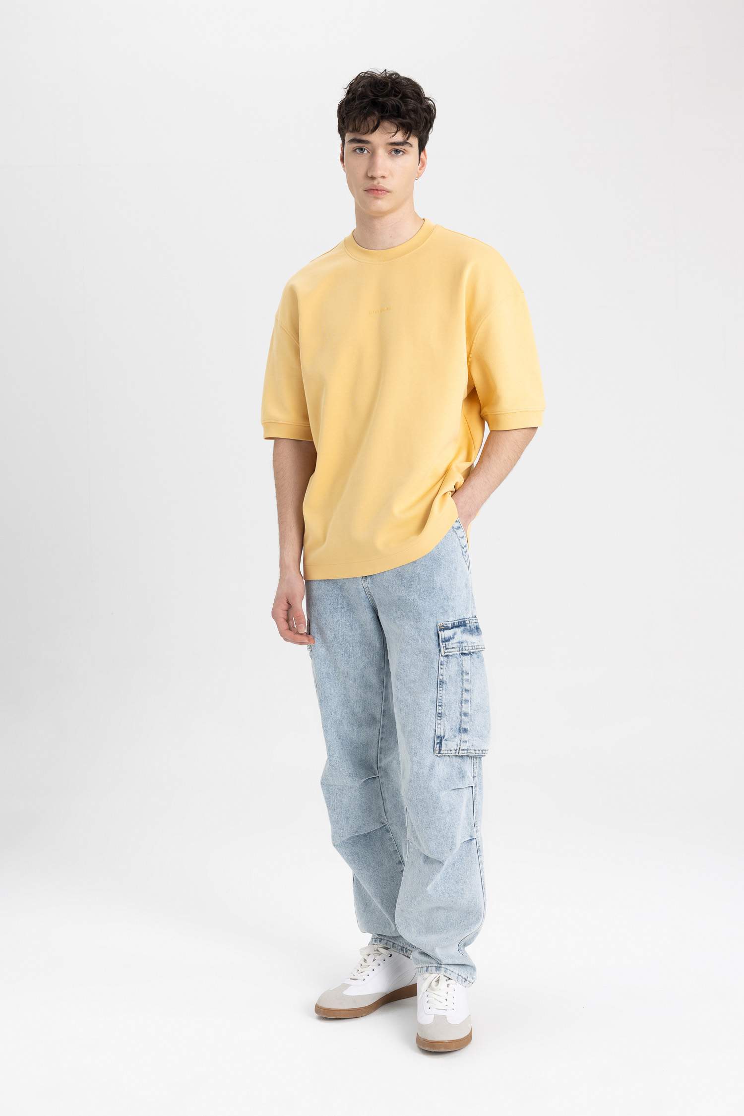 Loose Fit Crew Neck Printed Heavy Fabric T-Shirt