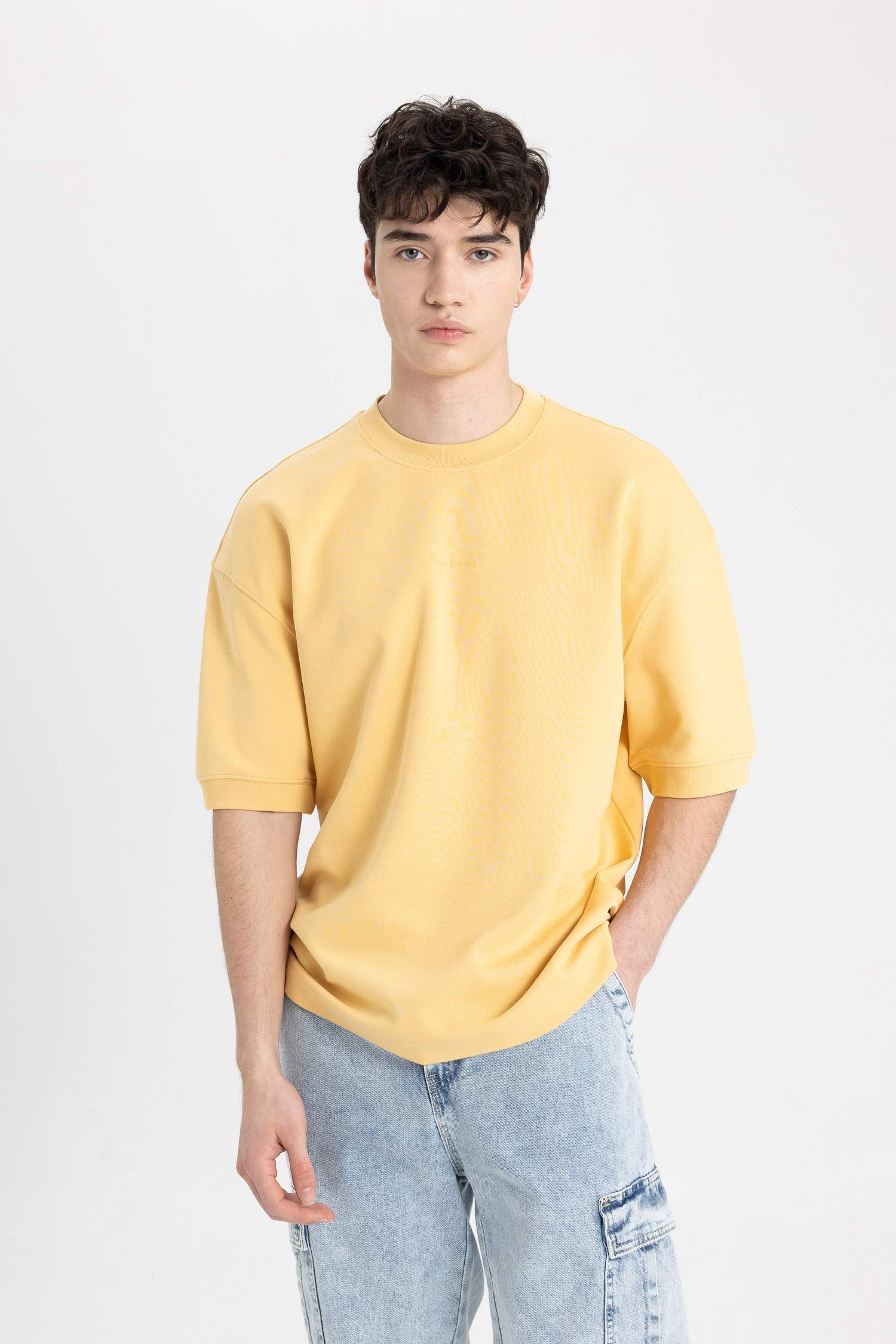 Loose Fit Crew Neck Printed Heavy Fabric T-Shirt