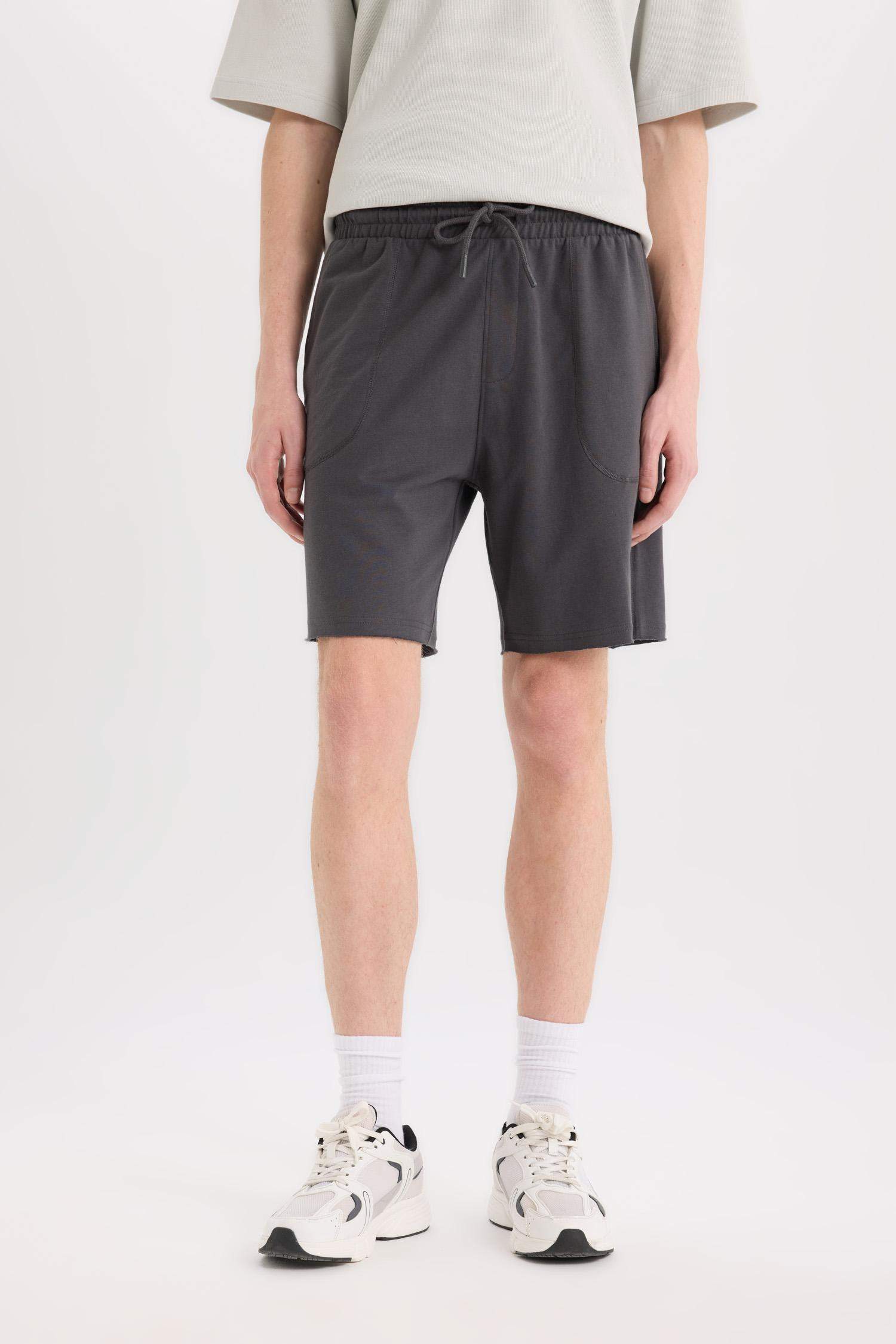 Cotton Slim Fit Skinny Leg Pocketed Basic Shorts