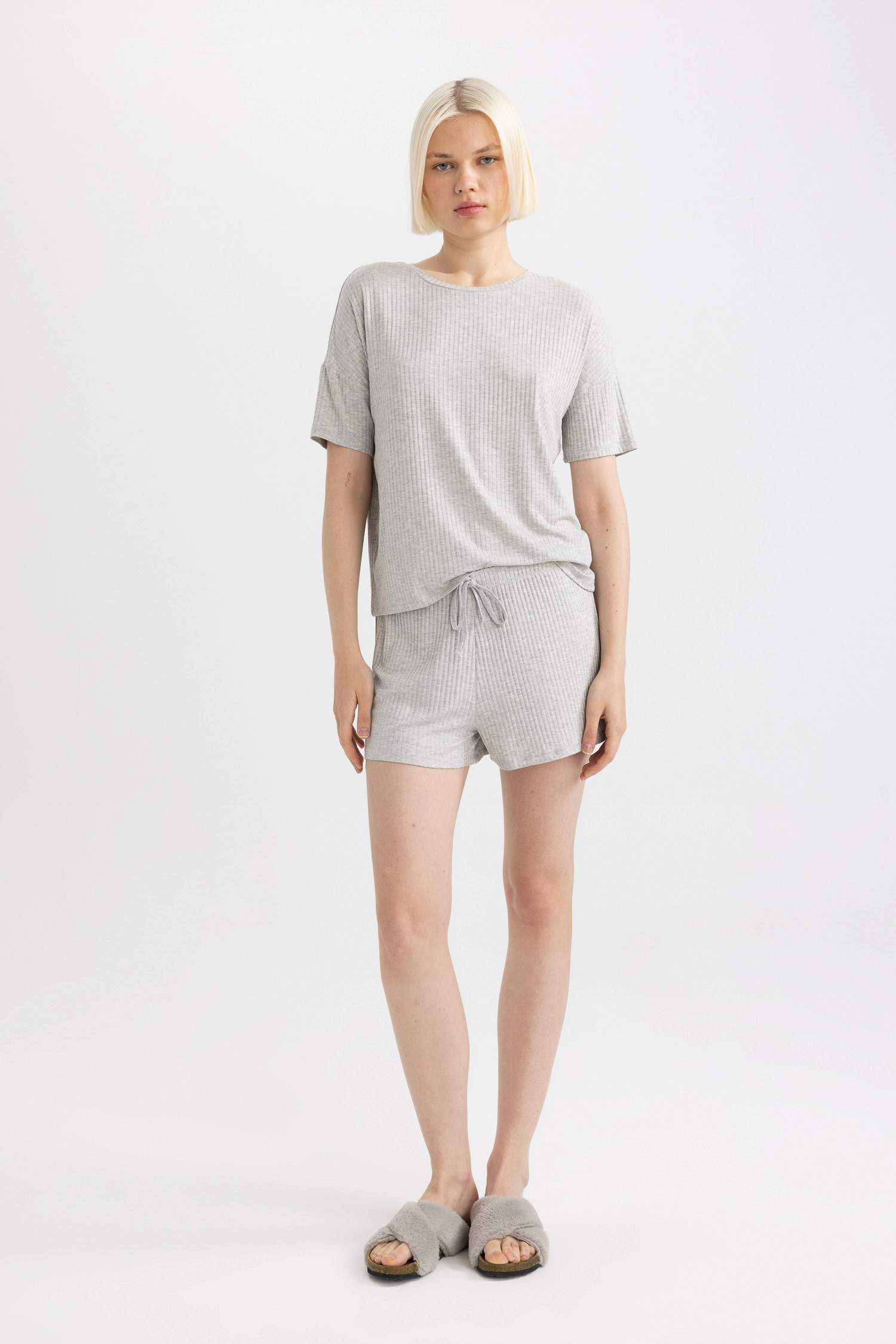 Ribana Short Sleeve 2 Piece Pajama Set