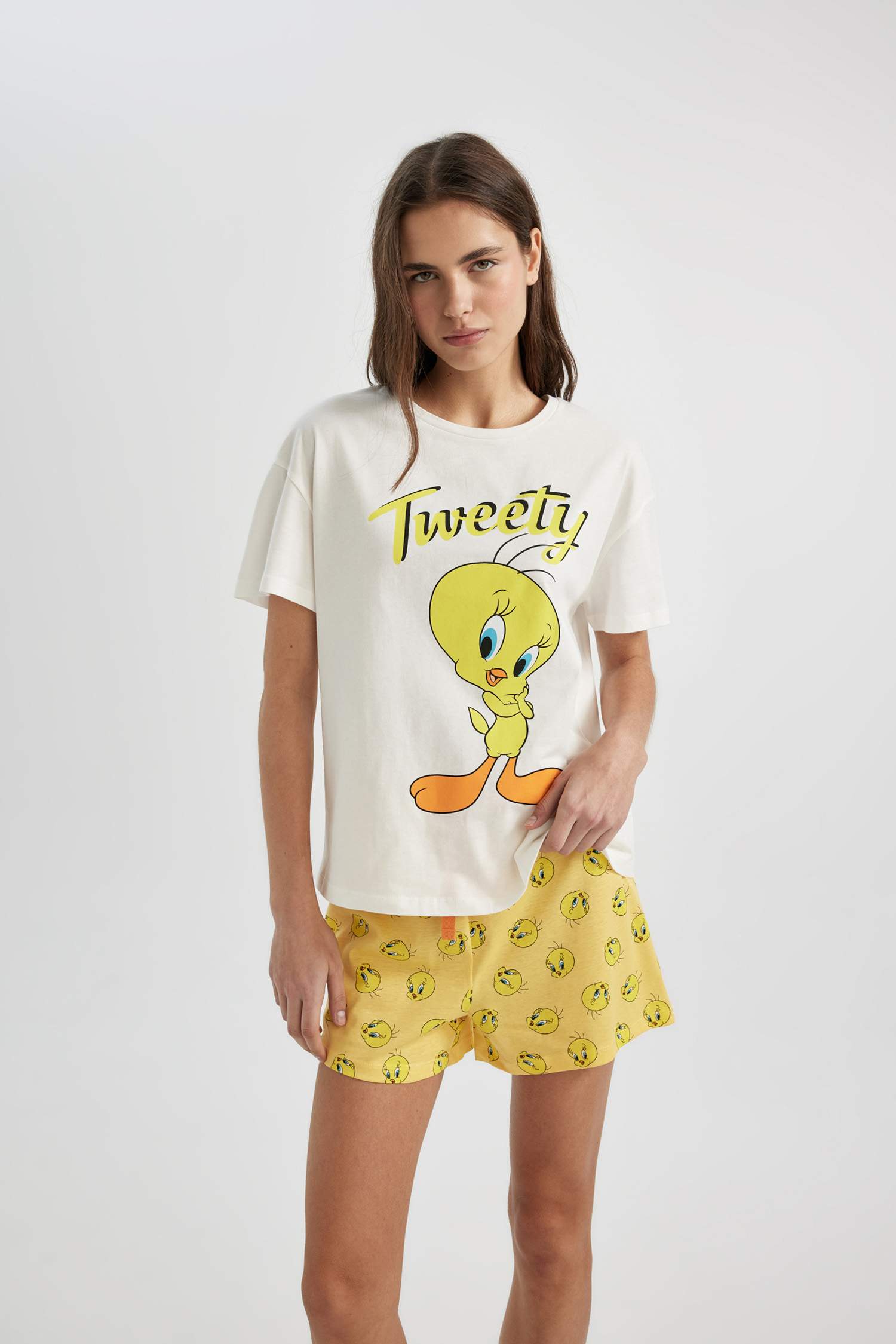 Looney Tunes Pijama Takım Kısa Kollu Üst  Şort Beli Lastikli Alt -Fall in Love