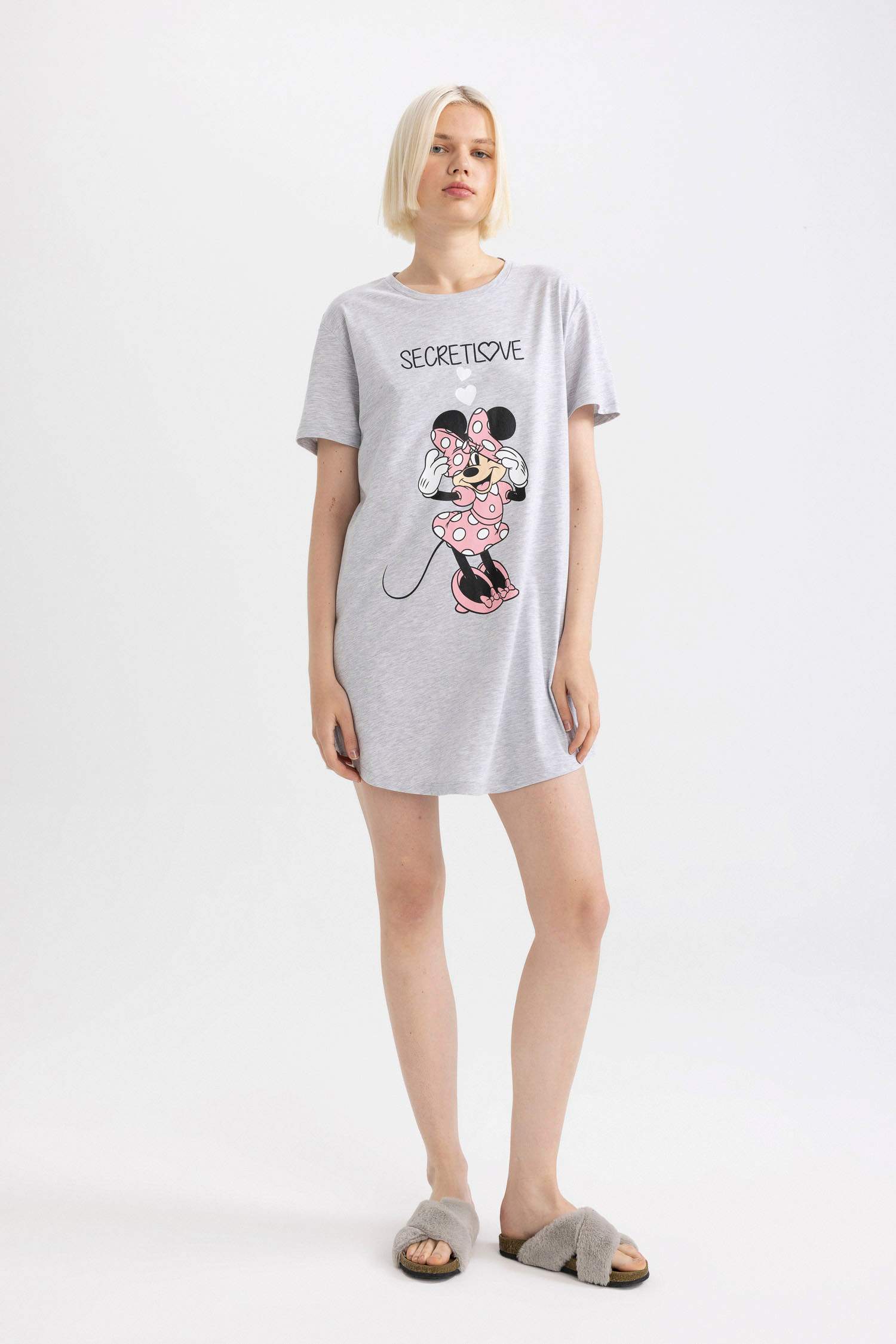 Fall in Love Disney Mickey & Minnie Bisiklet Yaka Kısa Kollu Gecelik