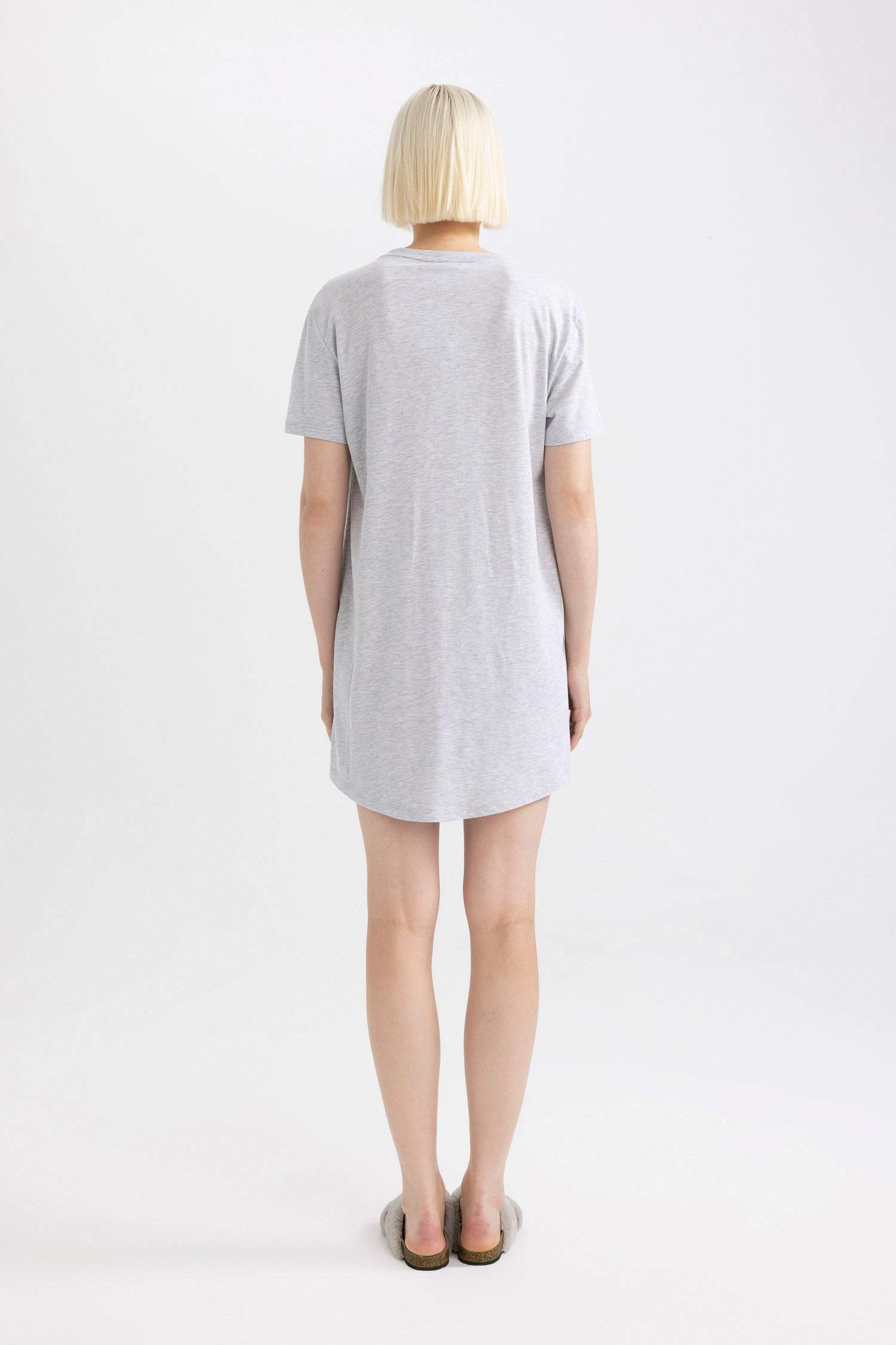 Fall in Love Disney Mickey & Minnie Bisiklet Yaka Kısa Kollu Gecelik