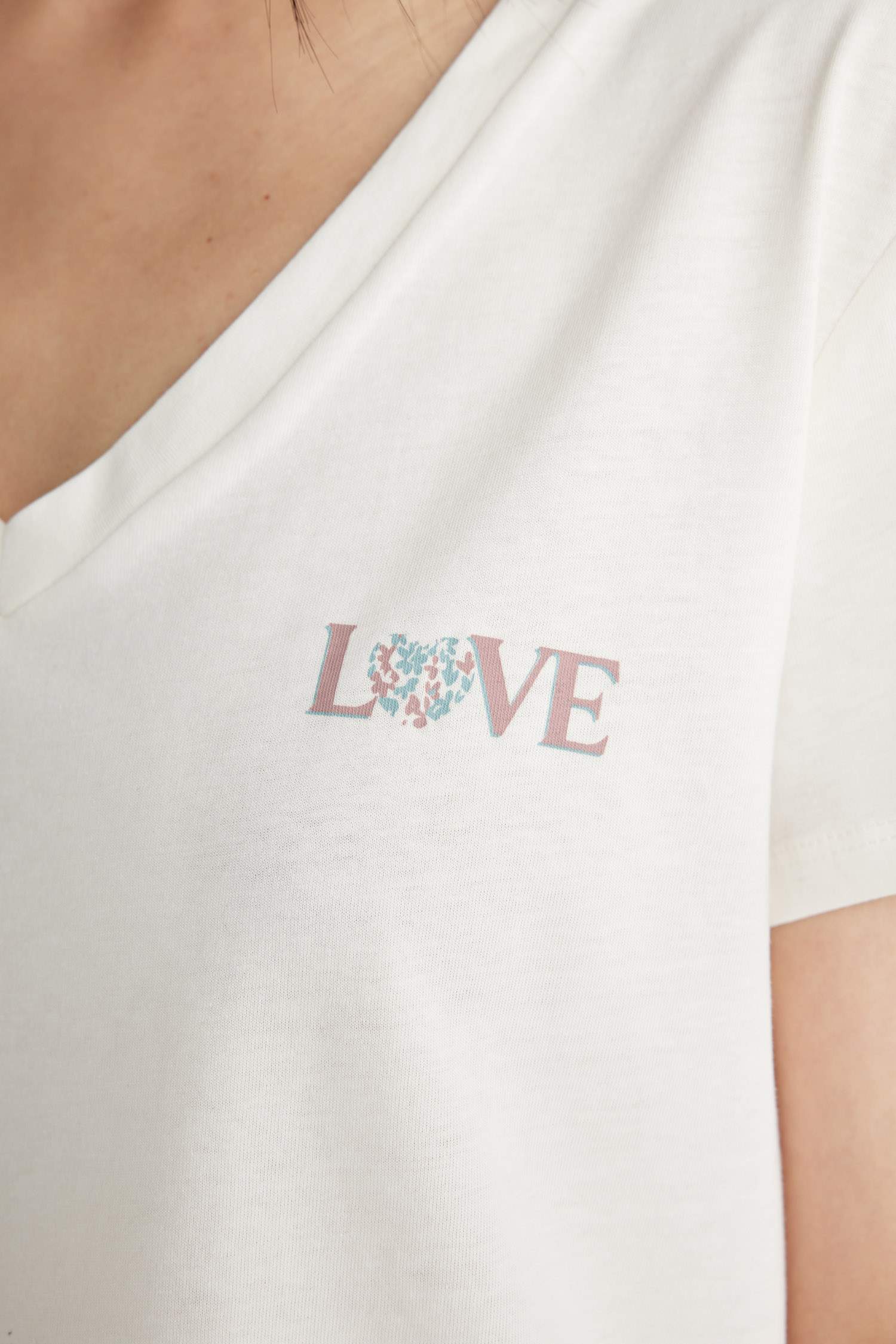 Regular Fit 2 Piece Pajama Set