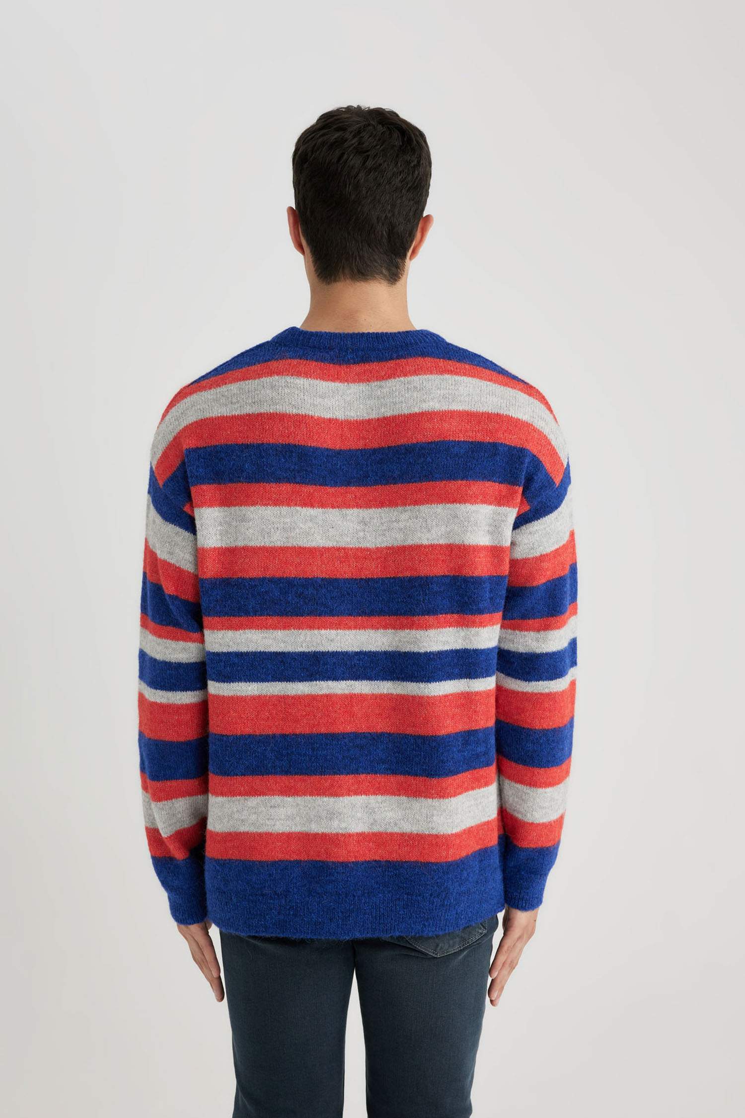 Standard Fit Striped Crew Neck Knitted Pullover