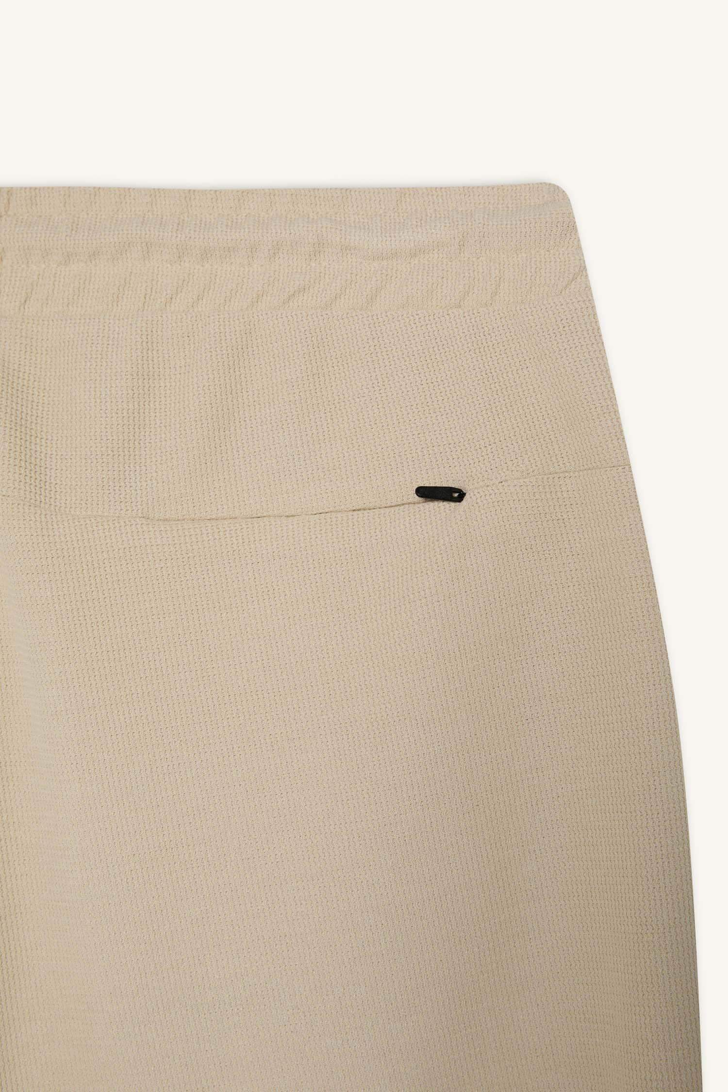 Regular Fit Düz Paça Cepli Basic Düz Şort