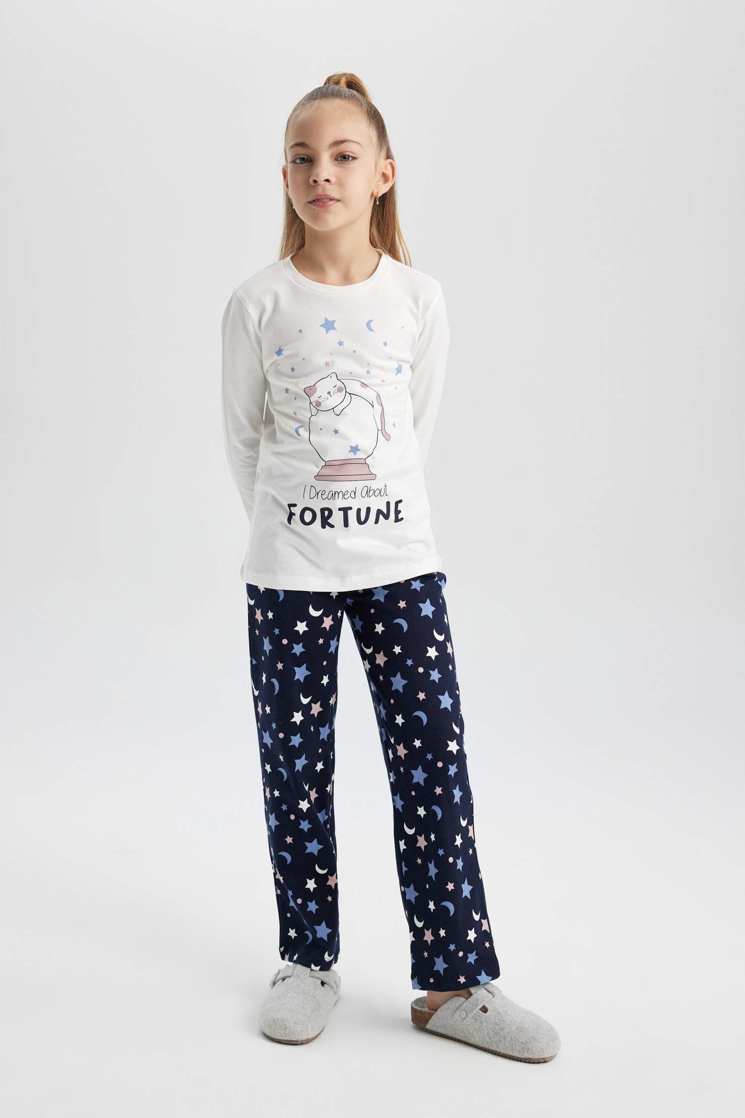 سيت بيجاما بناتي قطن قصة عادية - قطعتين