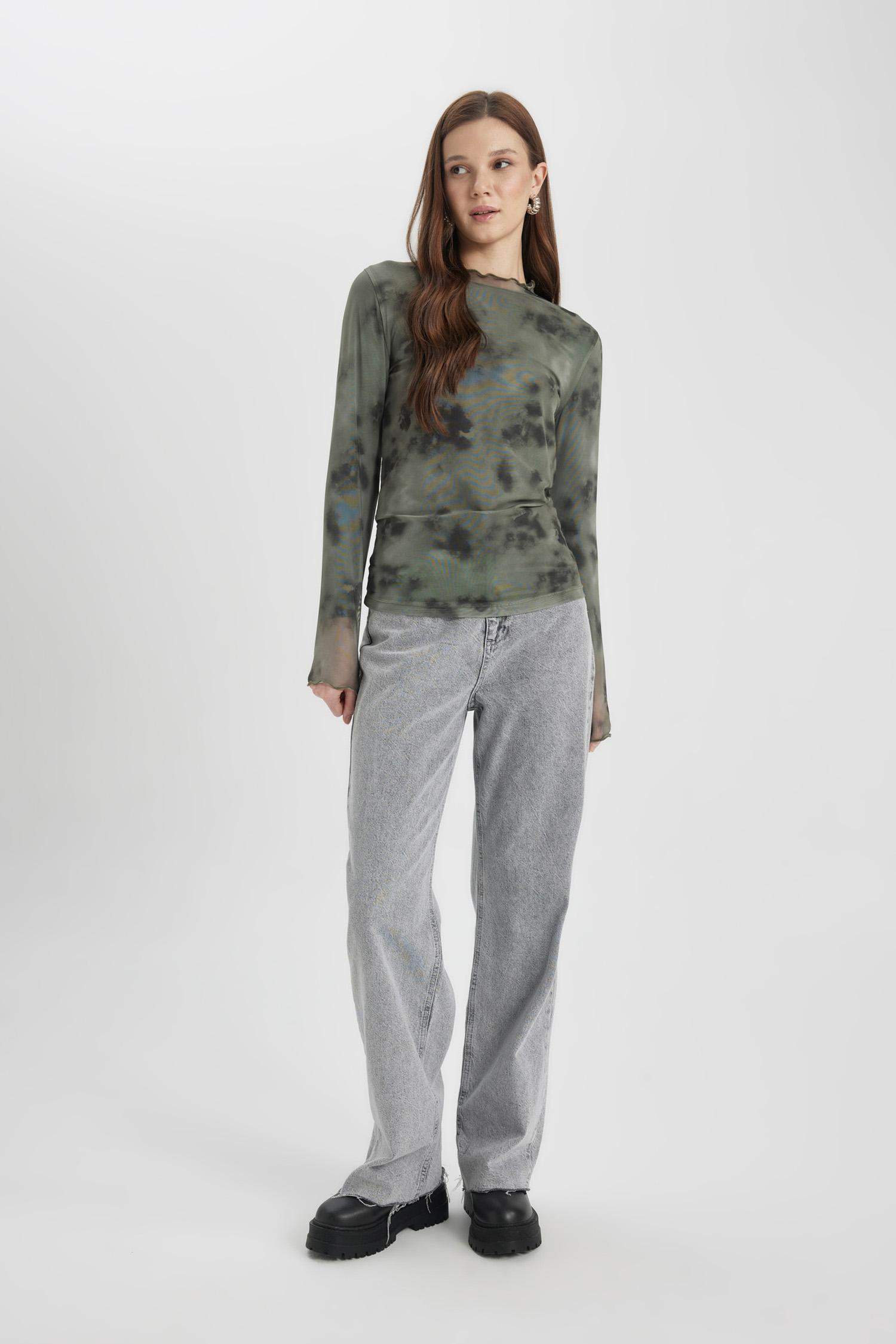 Tunique avec motifs à manches longues et col montant semi-montant