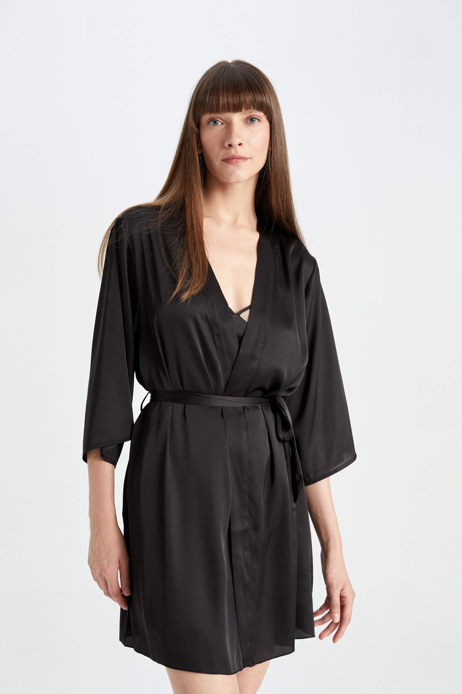 Regular Fit Wrap Yaka Saten Yarım Kol Sabahlık-Fall in Love