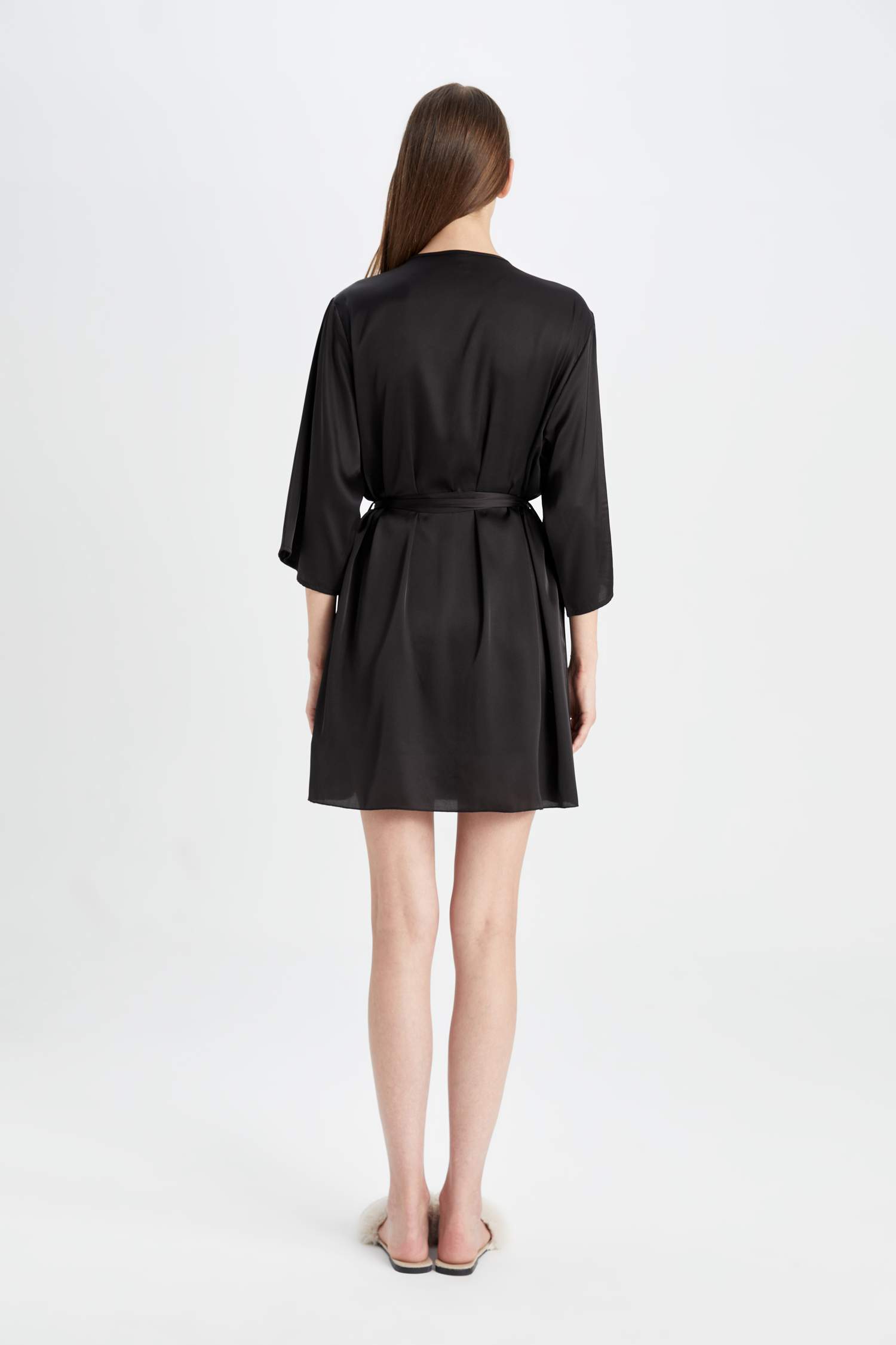 Regular Fit Wrap Yaka Saten Yarım Kol Sabahlık-Fall in Love