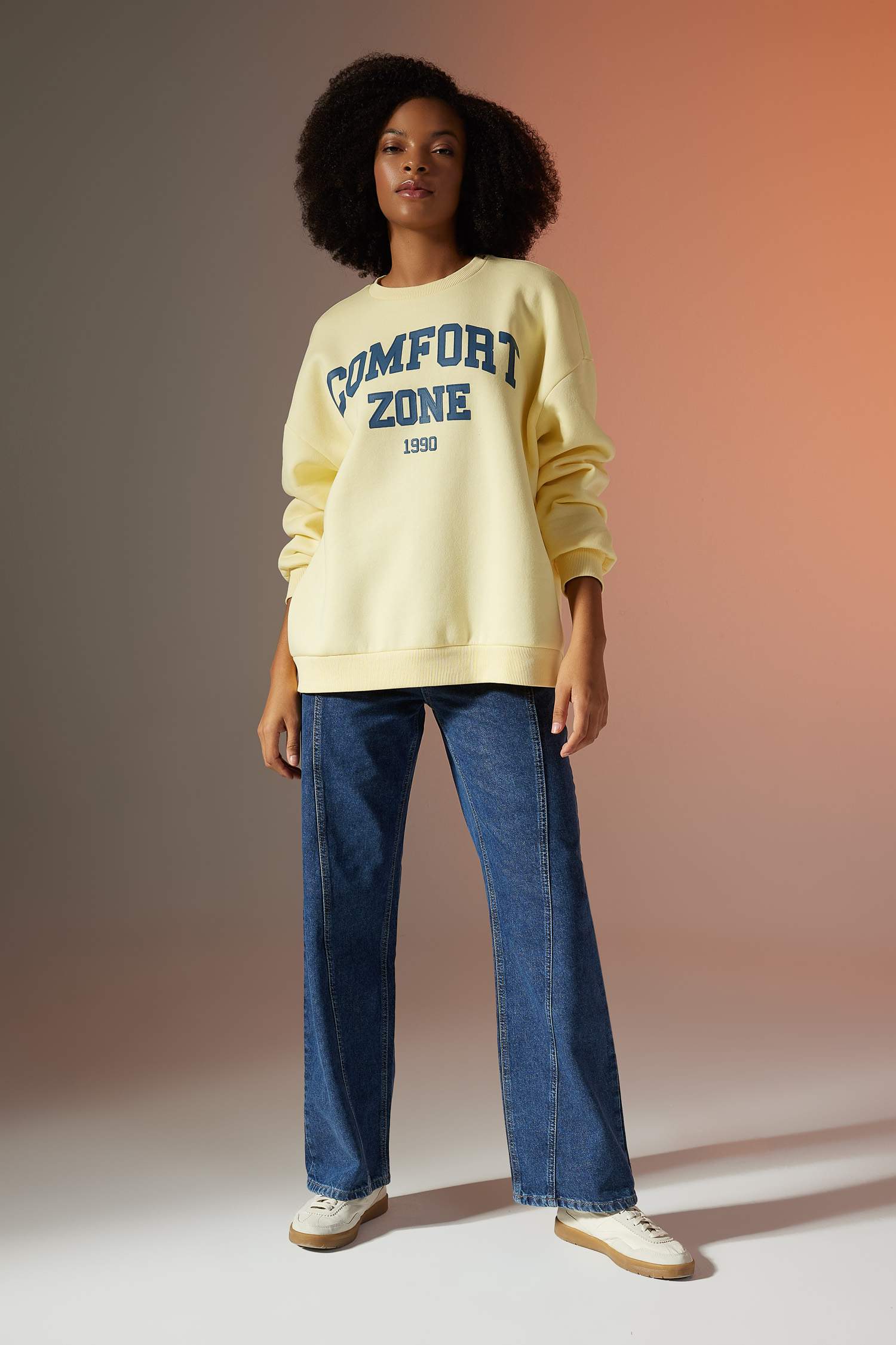 Oversize Fit Crew Neck Printed Thick Fabric Sweatshirt