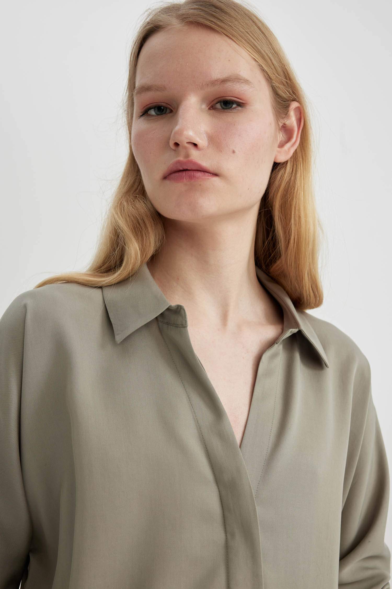 бос пішім Ұзын жеңді көйлек