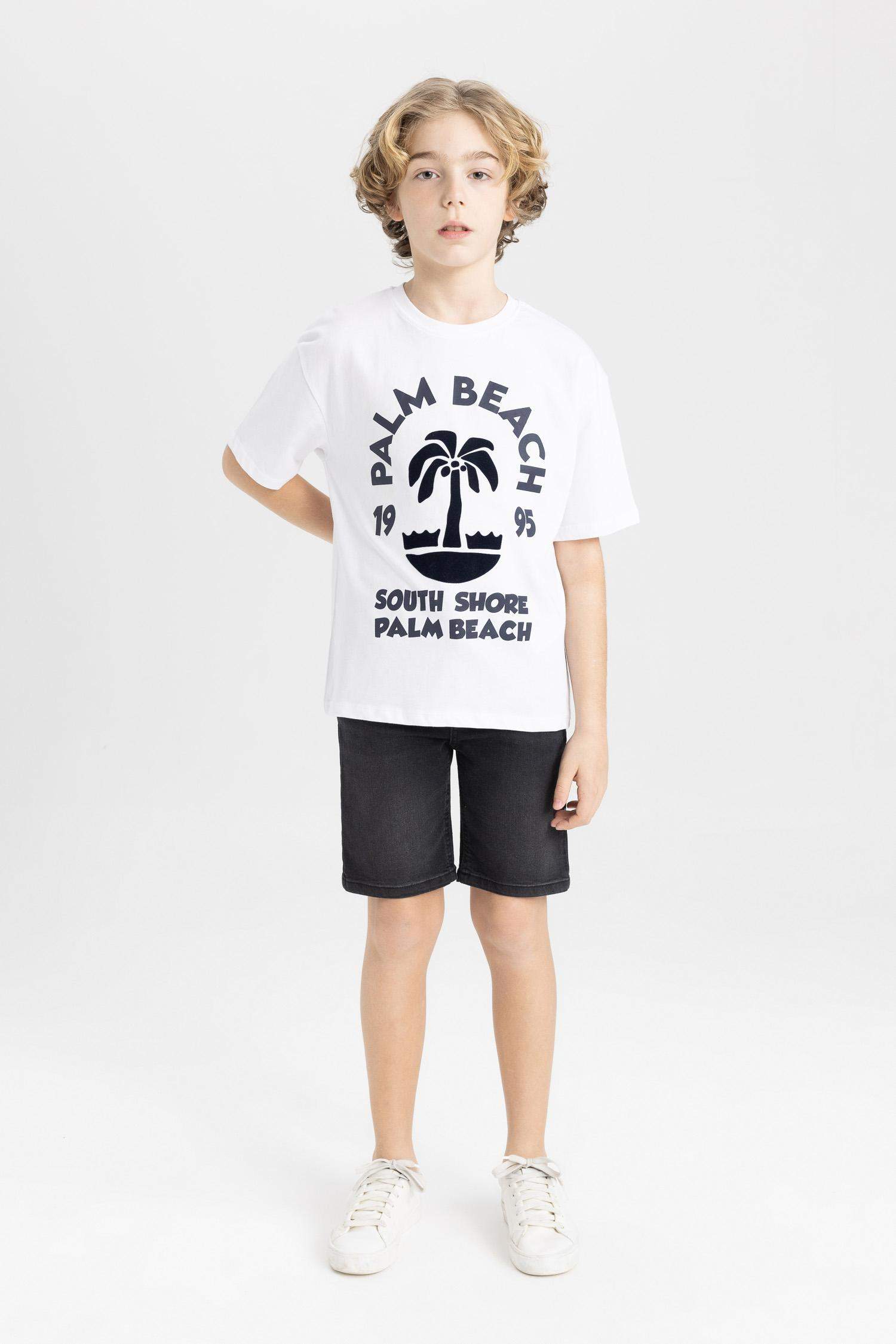 Boy Oversize Fit Crew Neck Printed T-Shirt
