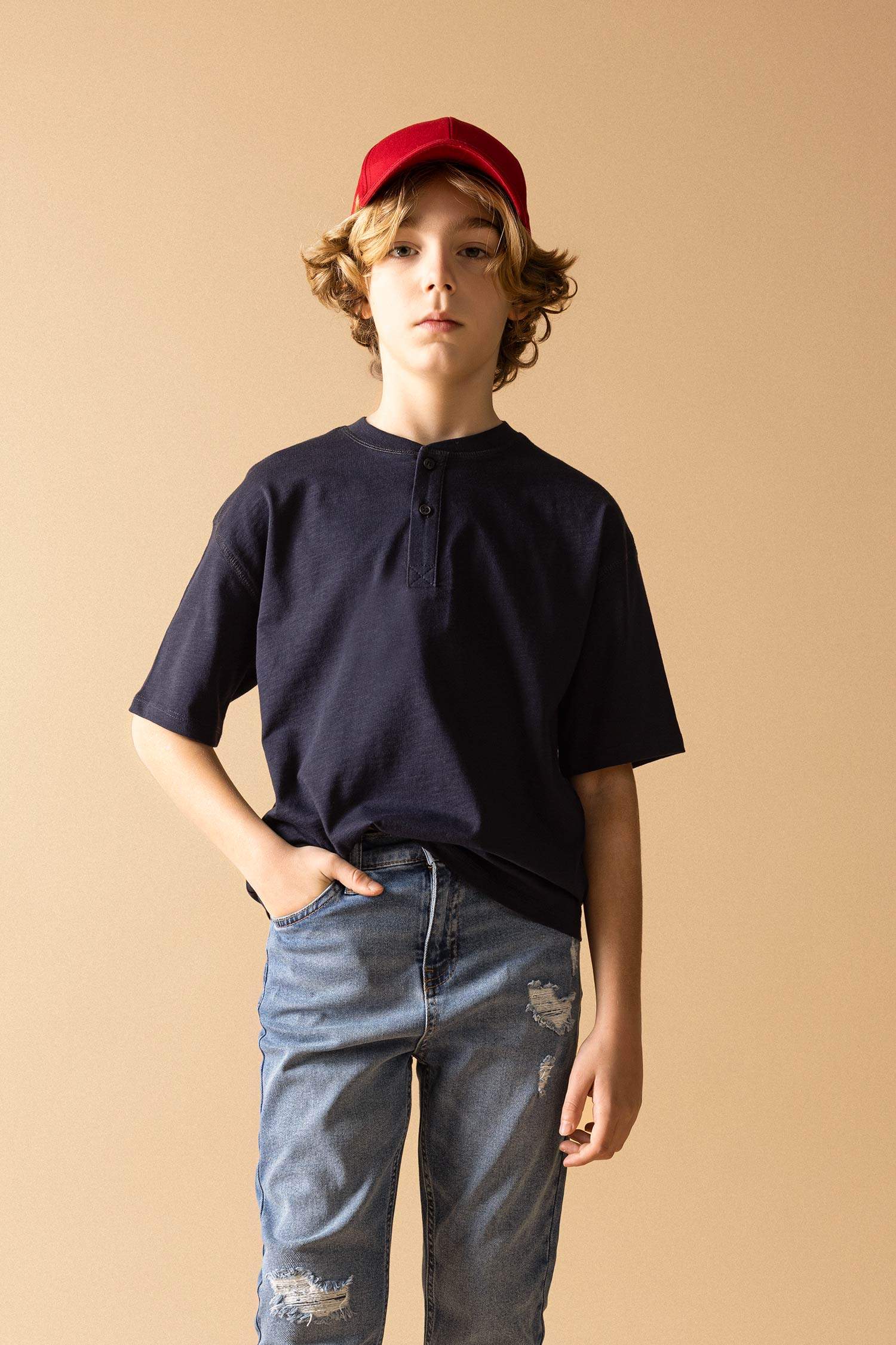 Erkek Çocuk Oversize Geniş Kalıp Hakim Yaka Kısa Kollu Tişört