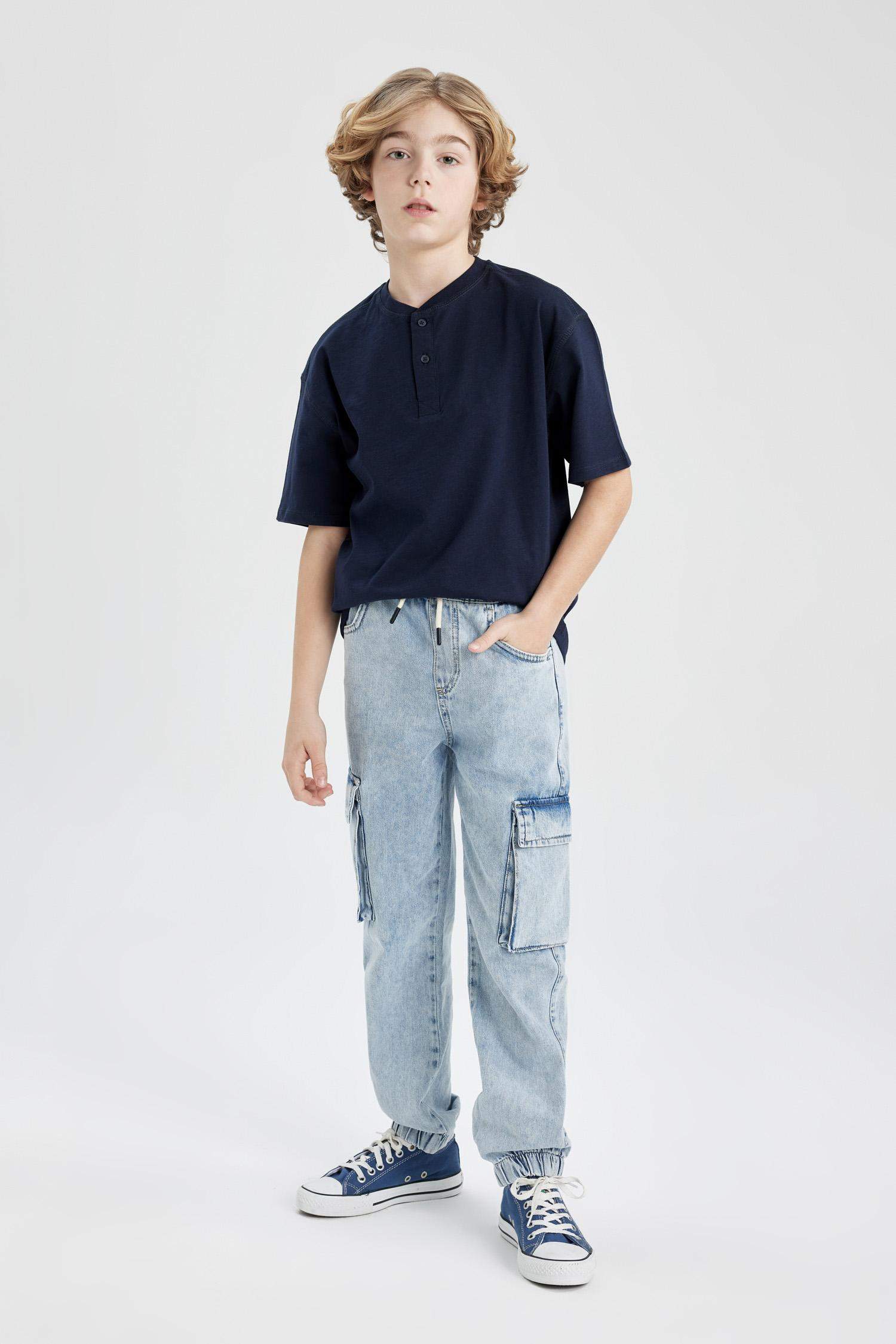 Erkek Çocuk Oversize Geniş Kalıp Hakim Yaka Kısa Kollu Tişört