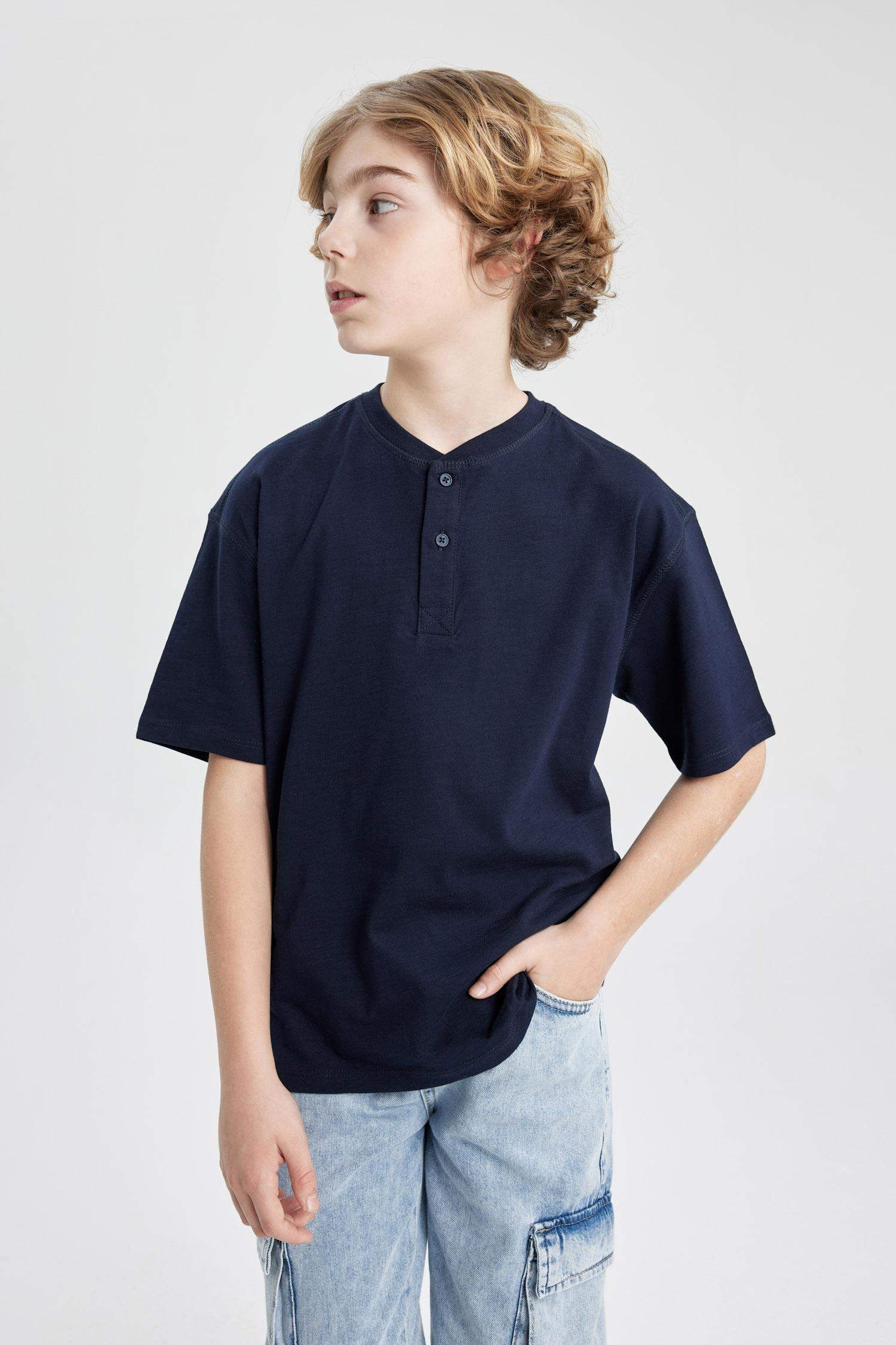 Erkek Çocuk Oversize Geniş Kalıp Hakim Yaka Kısa Kollu Tişört