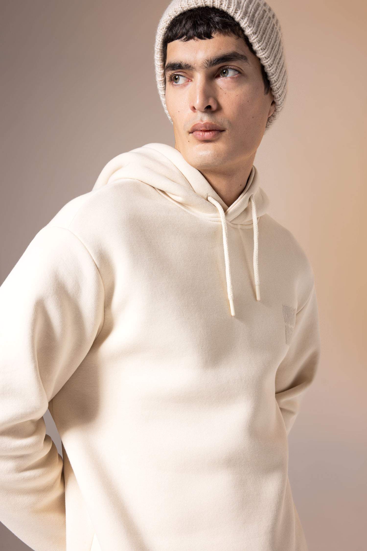 سويت شيرت اوفر سايز بغطاء للرأس