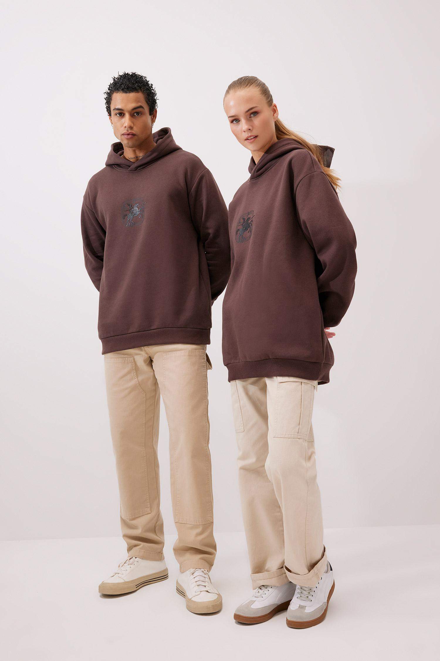 سويت شيرت اوفر سايز بغطاء للرأس