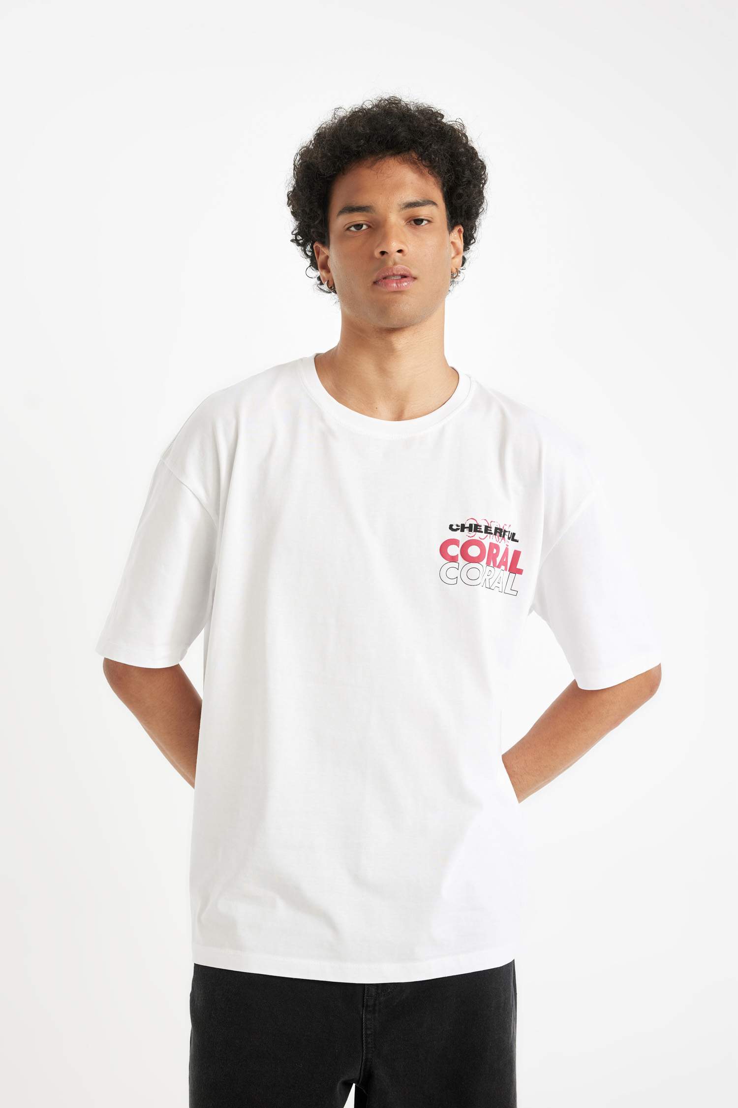 تيشيرت نص ردن اوفر سايز بطبعة من الخلف