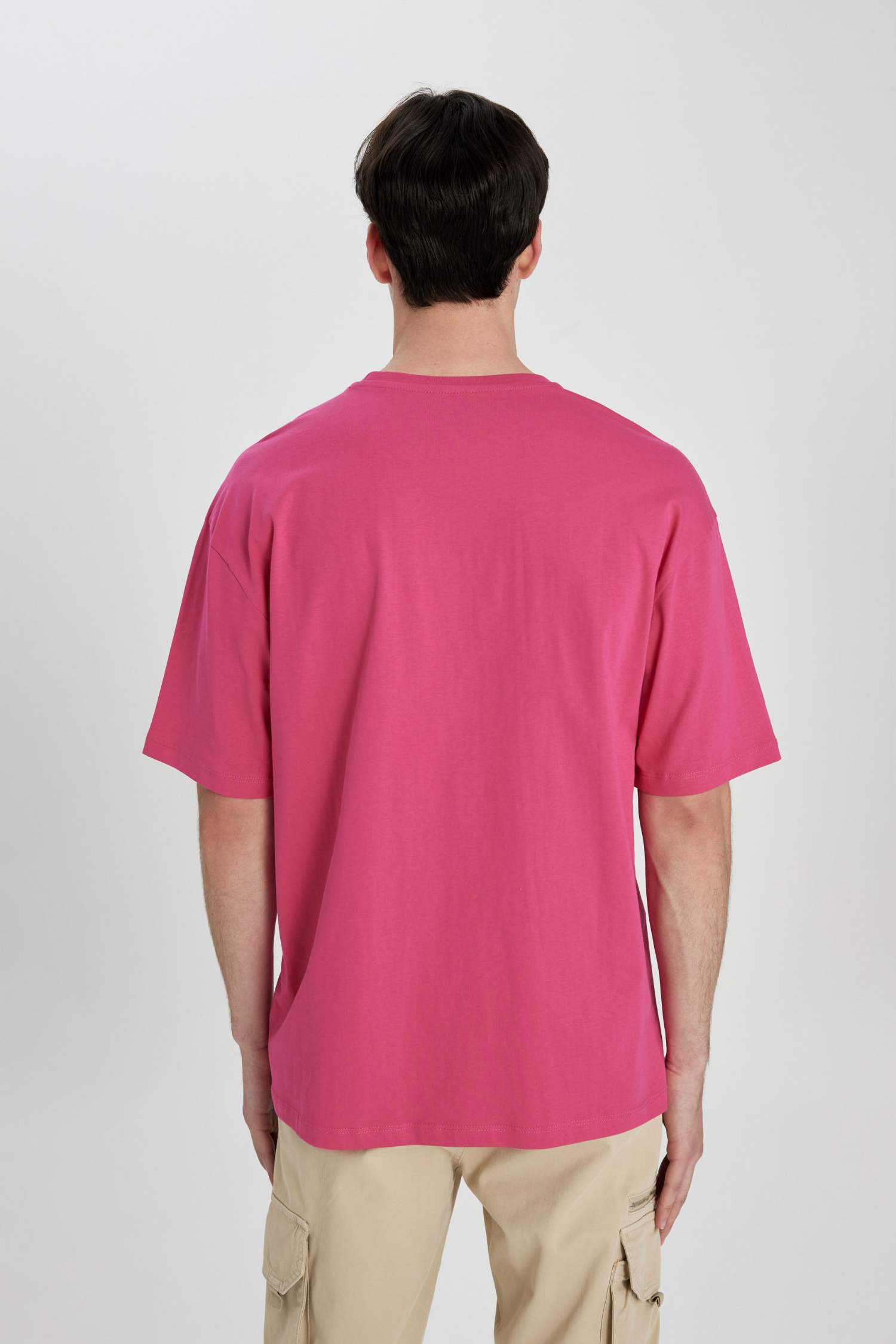 дөңгелек жаға минималл Қысқа жеңді футболка