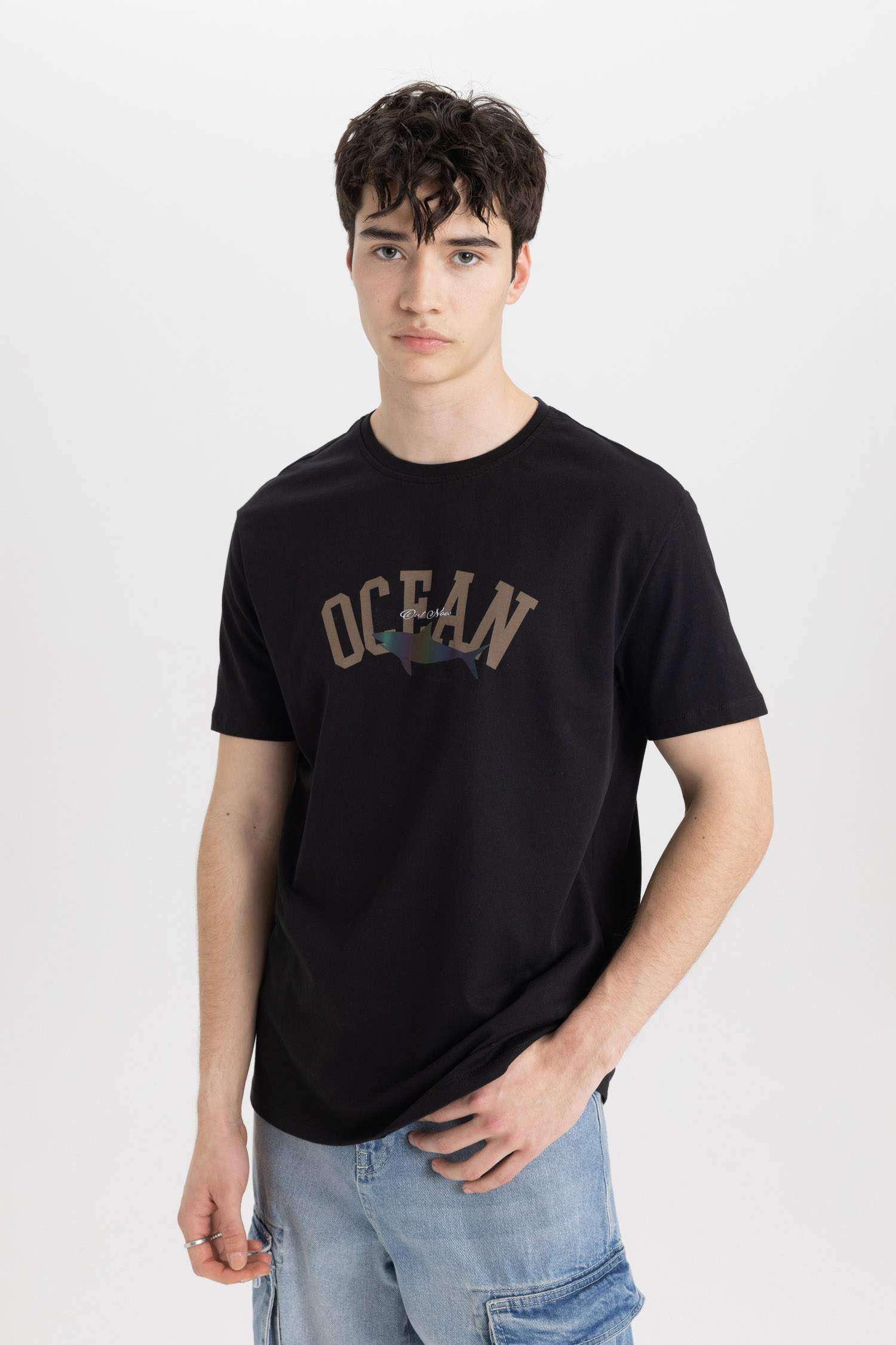 Regular Fit Crew Neck Short Sleeve T-Shirt