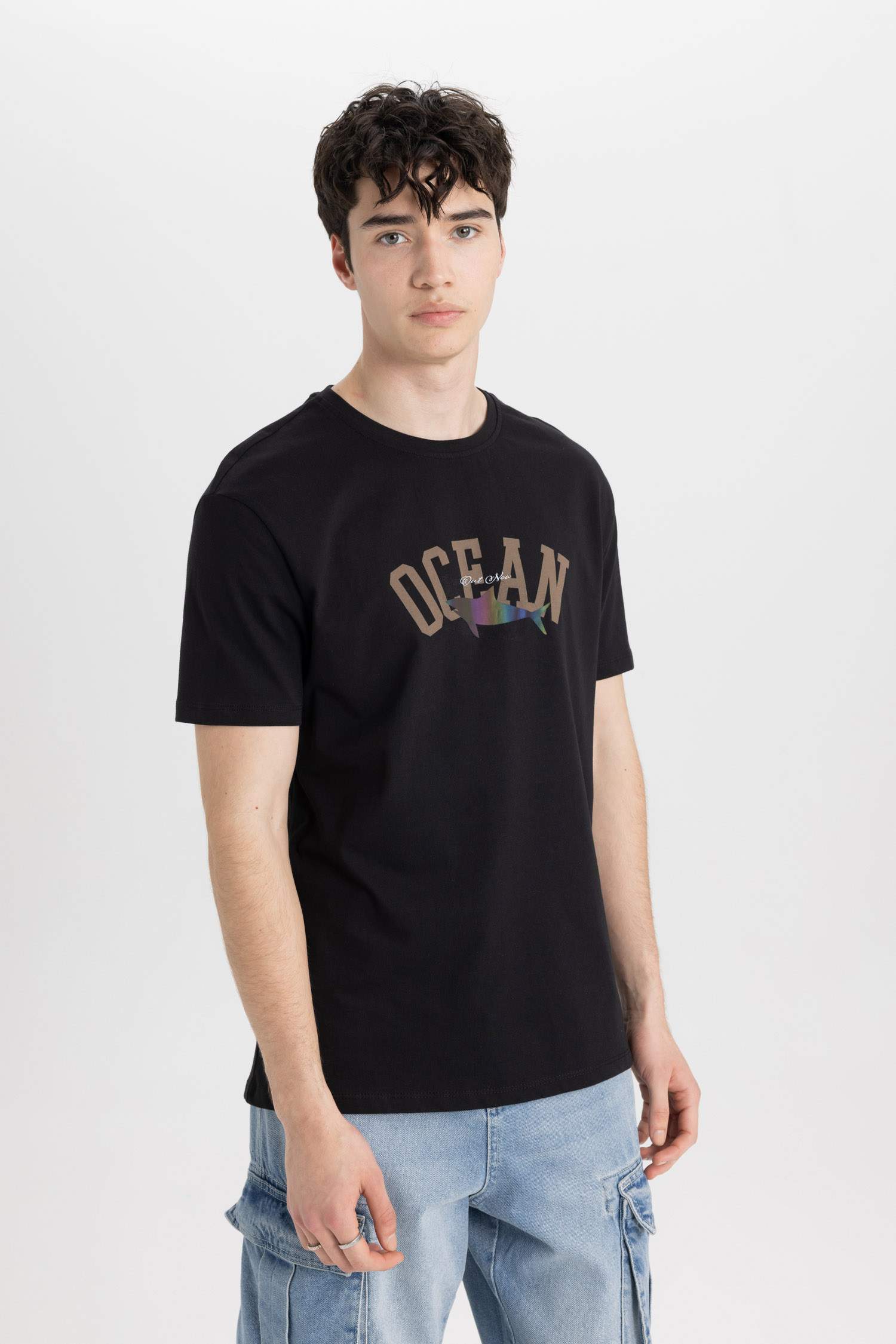 Regular Fit Crew Neck Short Sleeve T-Shirt