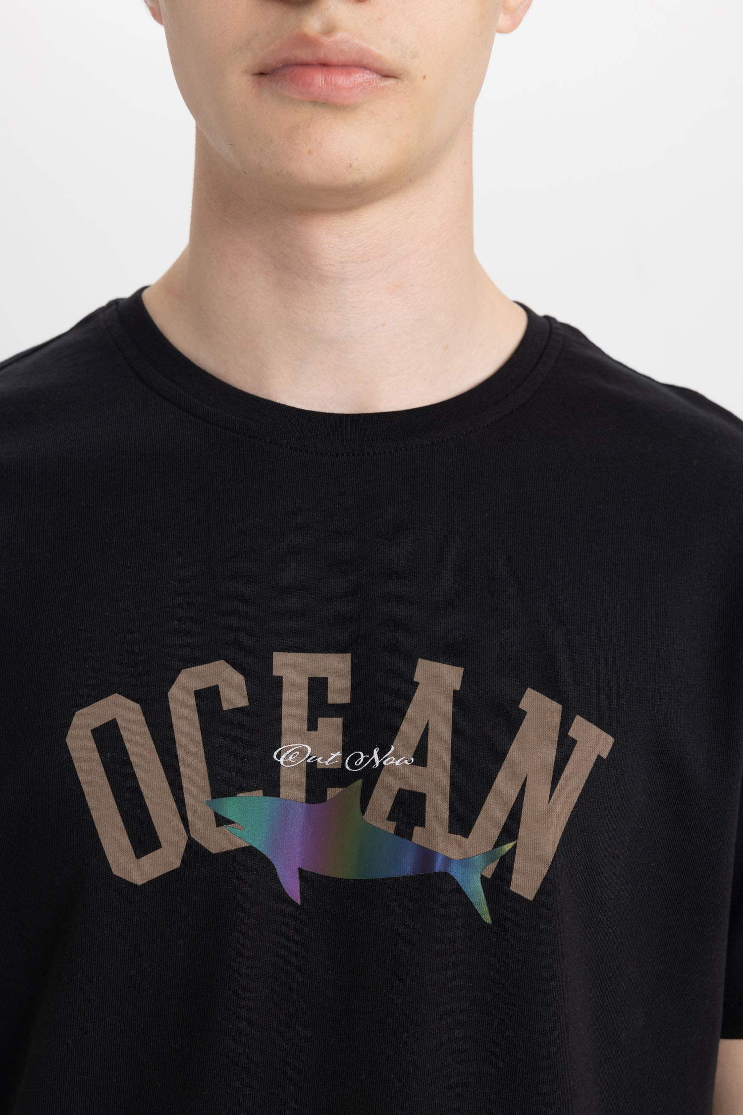 Regular Fit Crew Neck Short Sleeve T-Shirt