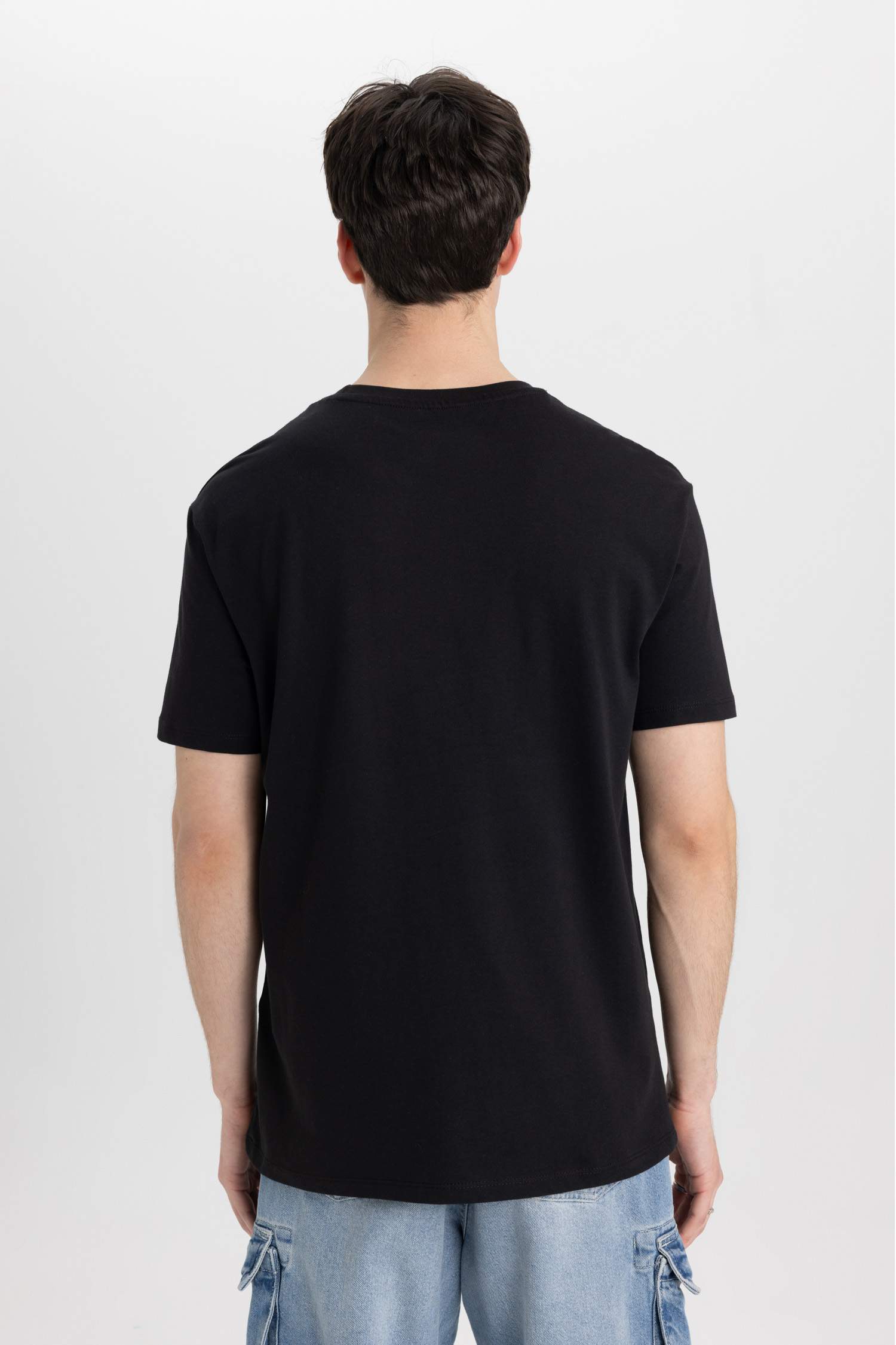 Regular Fit Crew Neck Short Sleeve T-Shirt