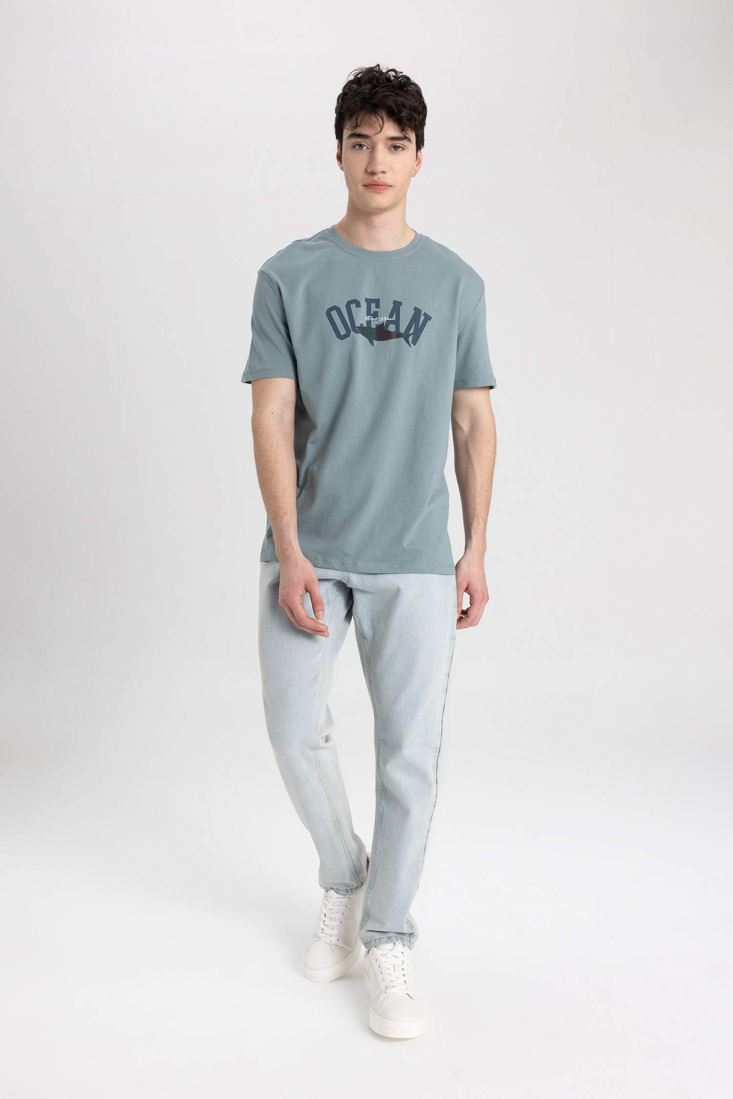 Regular Fit Crew Neck Short Sleeve T-Shirt