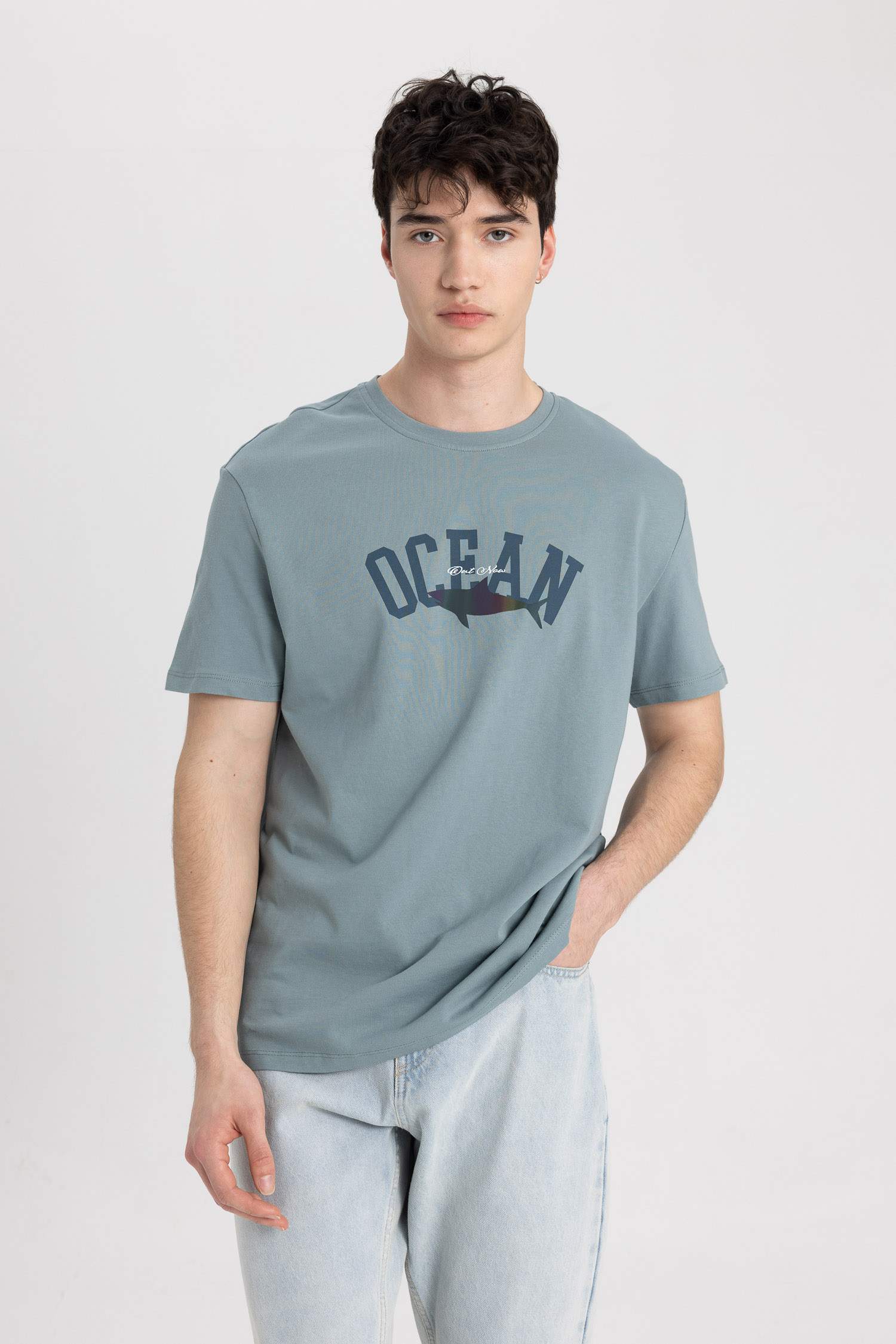 Regular Fit Crew Neck Short Sleeve T-Shirt